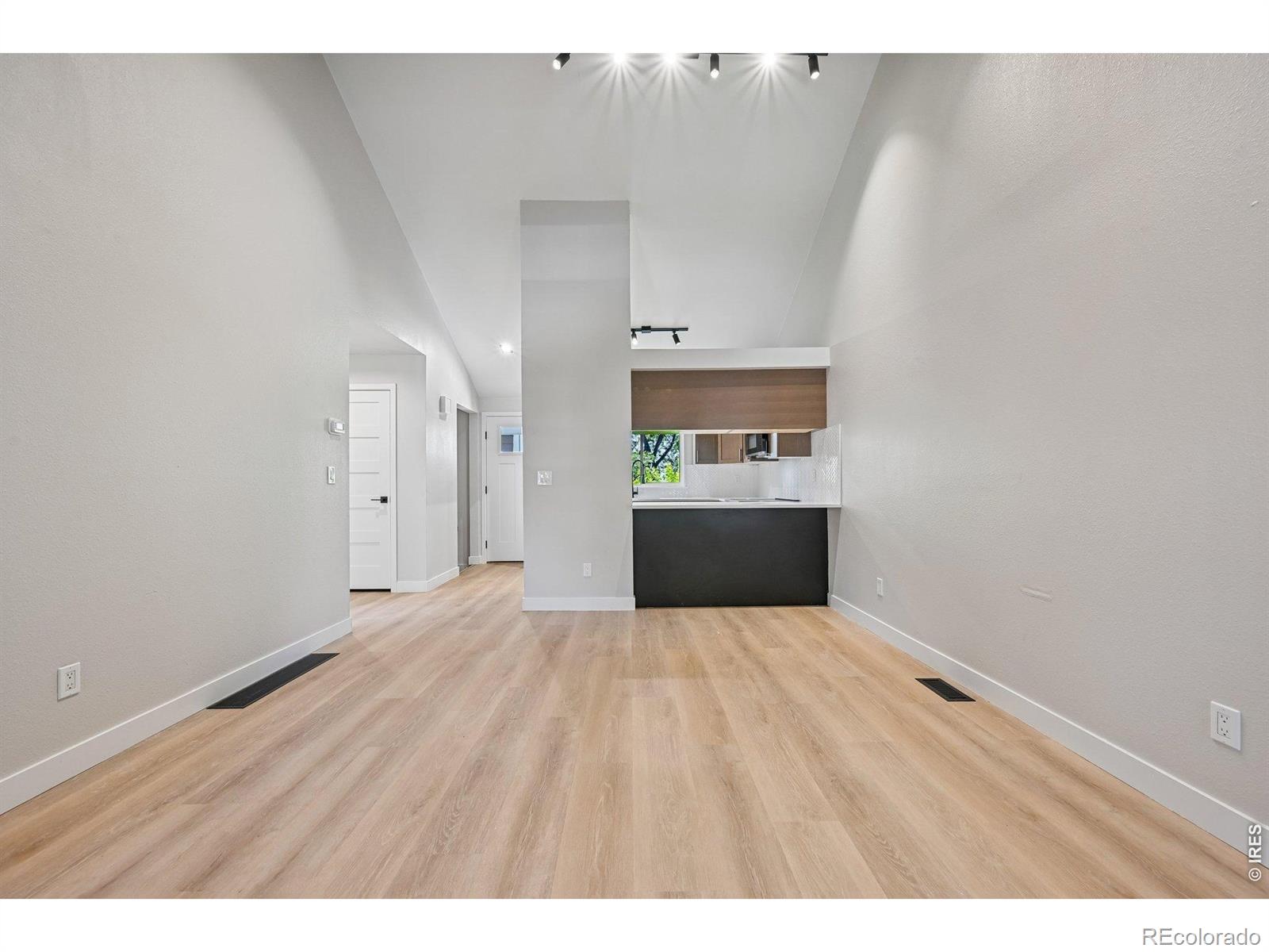 MLS Image #14 for 6670 w 84th circle 103,arvada, Colorado