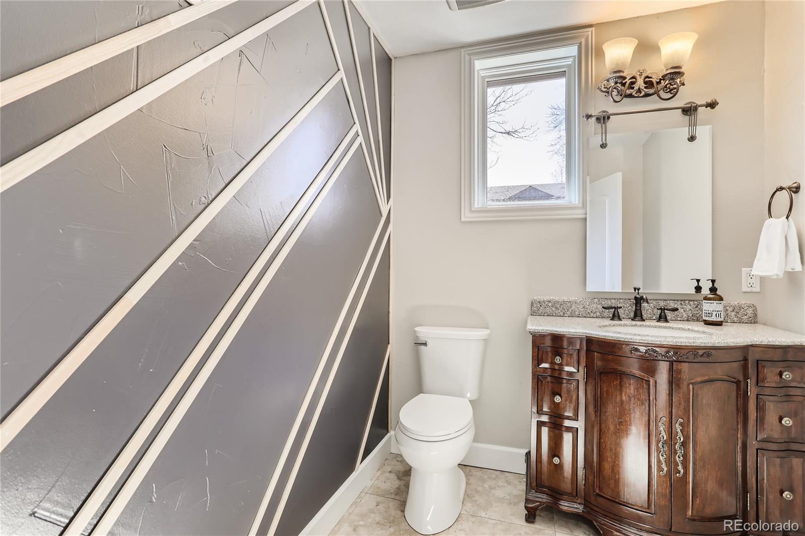 MLS Image #13 for 500  jackson street,denver, Colorado