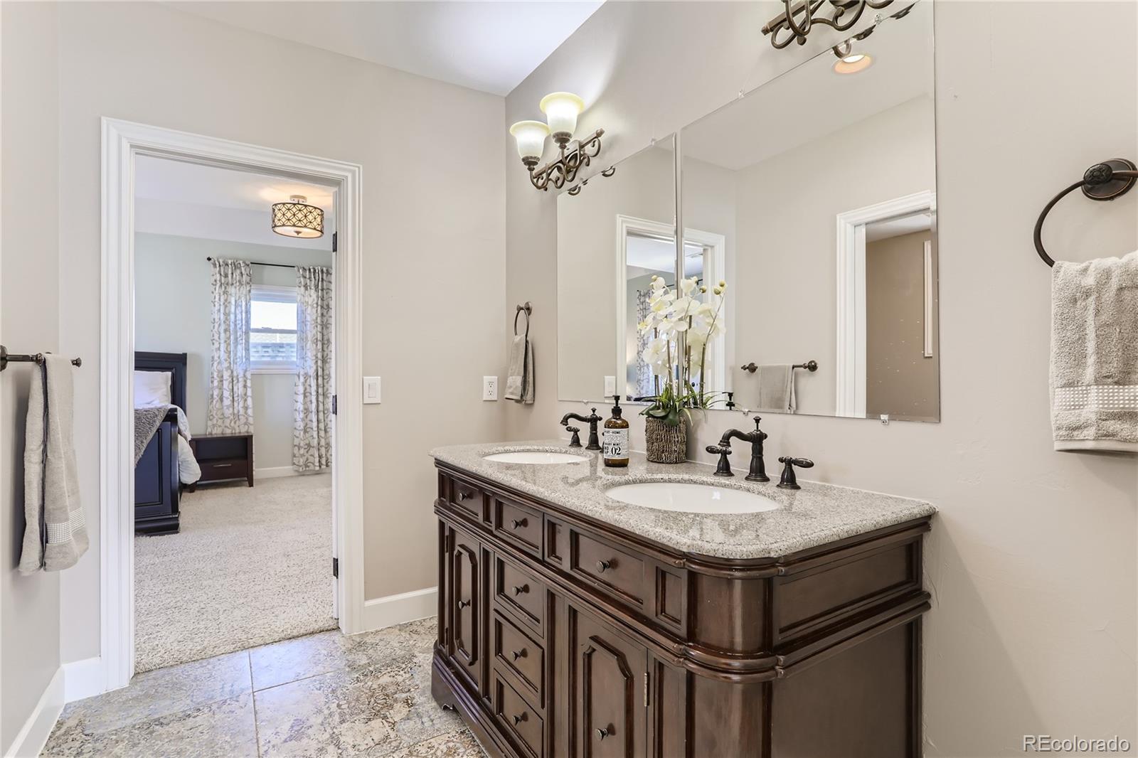 MLS Image #24 for 500  jackson street,denver, Colorado