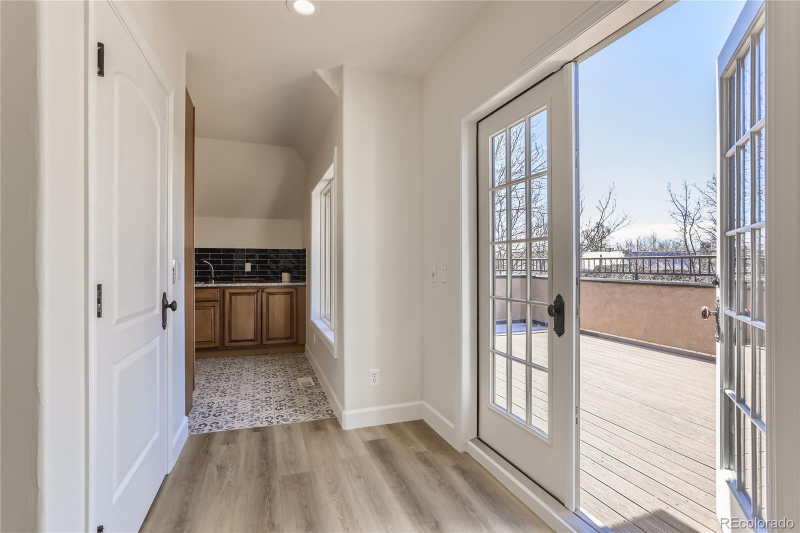 MLS Image #30 for 500  jackson street,denver, Colorado