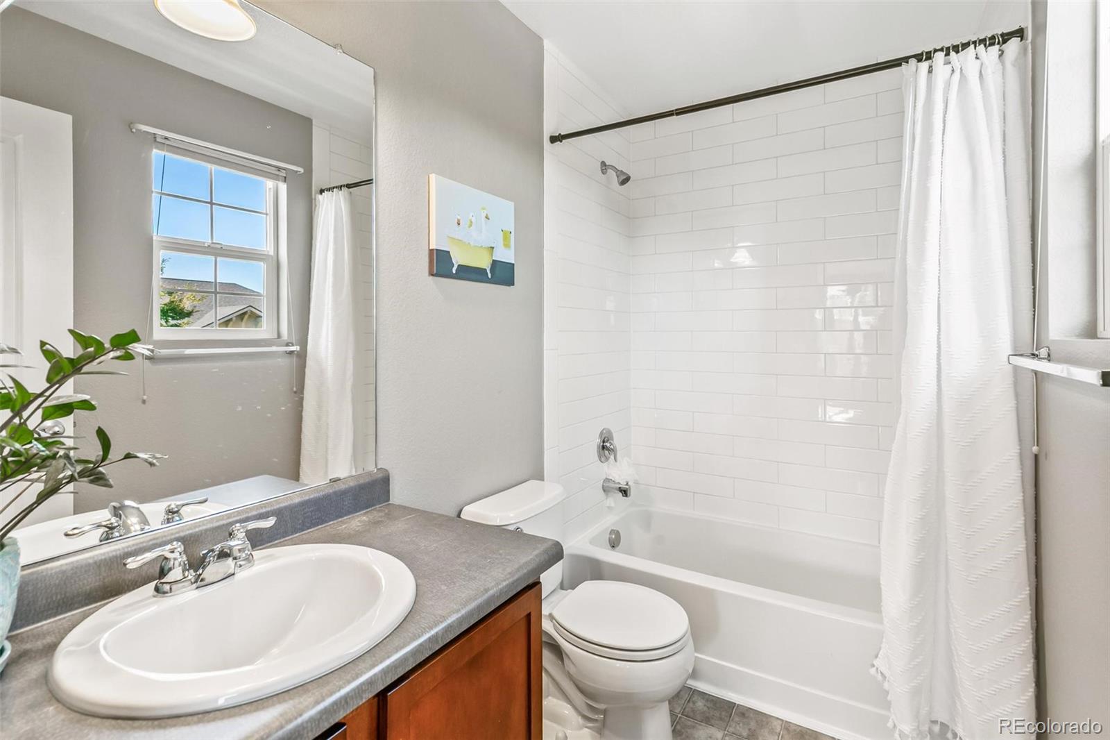 MLS Image #23 for 8096 e 20th place,denver, Colorado