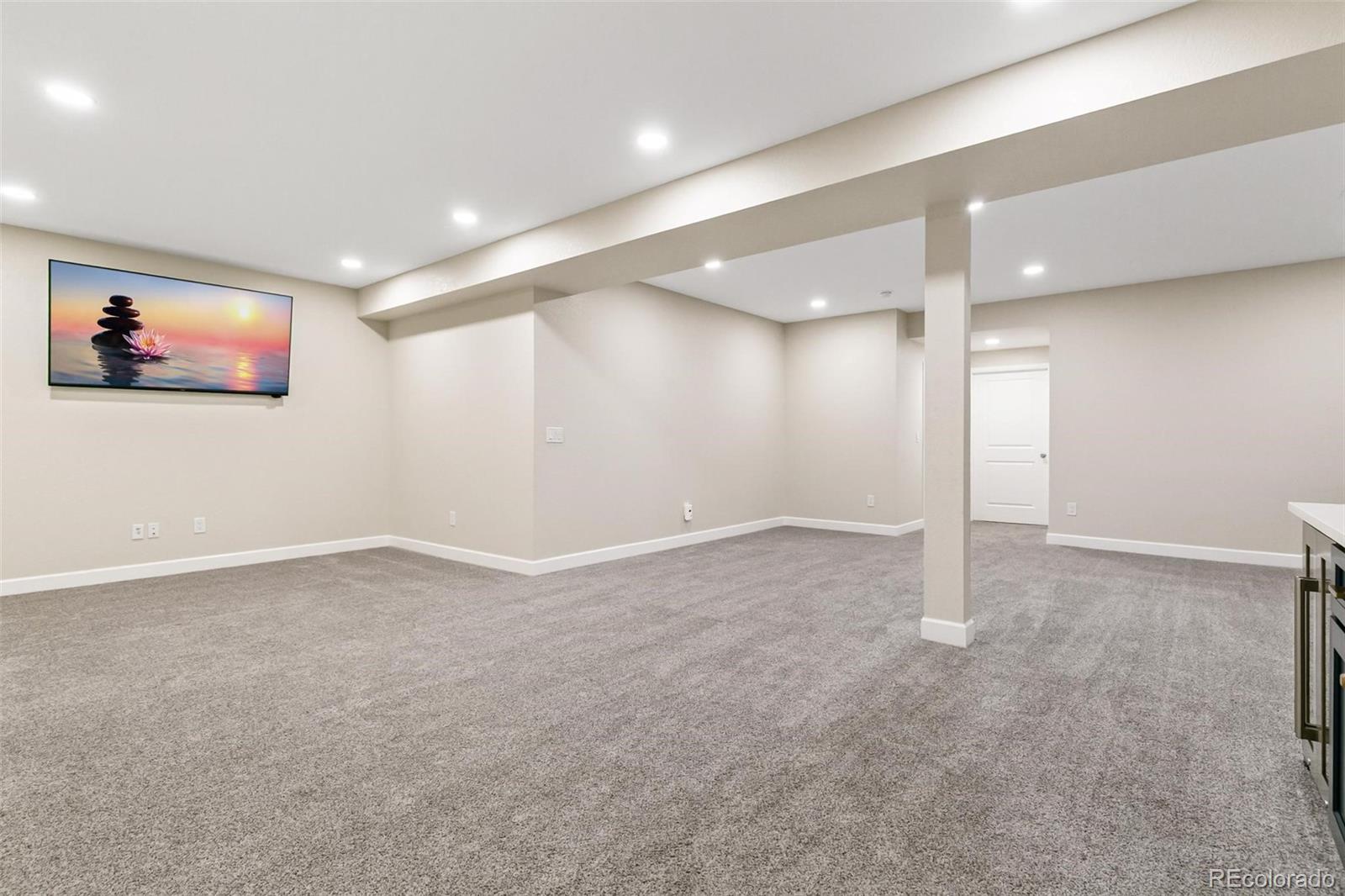 MLS Image #27 for 8096 e 20th place,denver, Colorado
