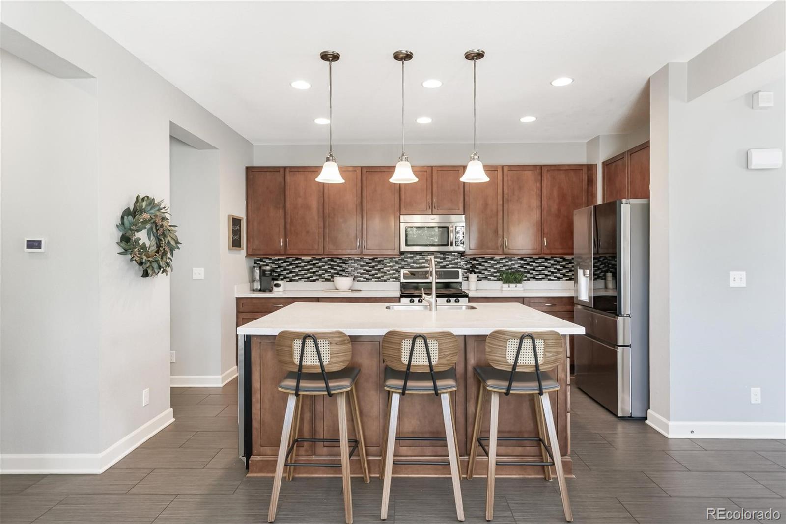 MLS Image #8 for 8096 e 20th place,denver, Colorado