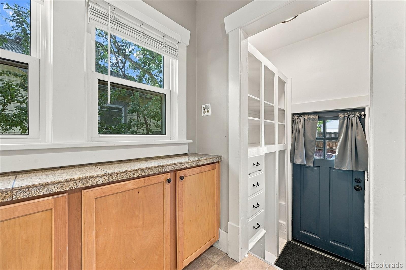 MLS Image #18 for 1877 s gilpin street,denver, Colorado