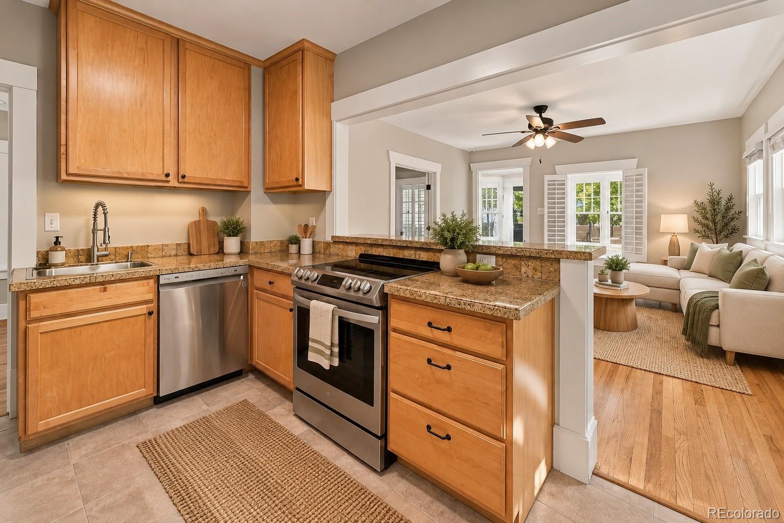 MLS Image #4 for 1877 s gilpin street,denver, Colorado