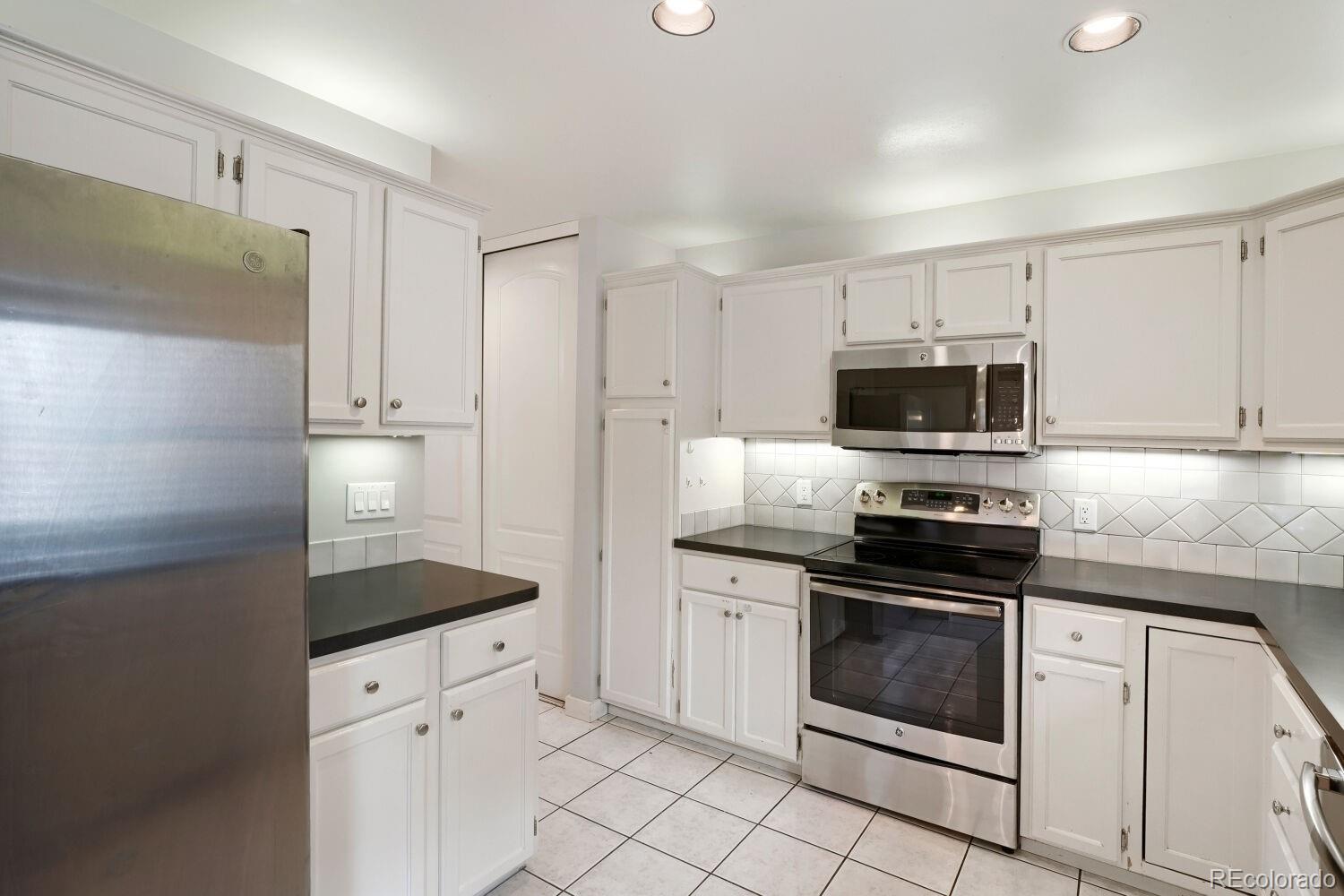 MLS Image #9 for 468  josephine street,denver, Colorado
