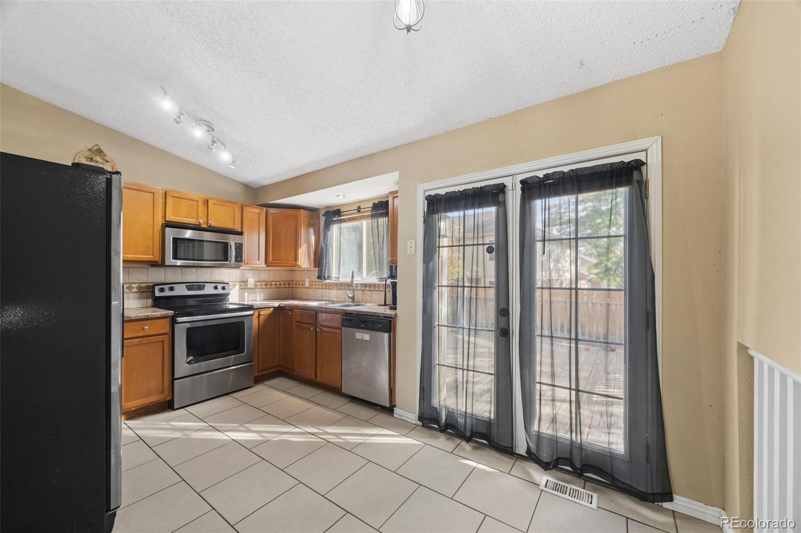 MLS Image #8 for 115  comanche court,fountain, Colorado