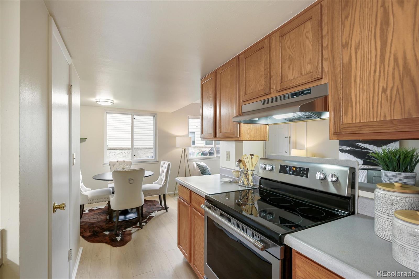 MLS Image #16 for 3351 s field street,lakewood, Colorado