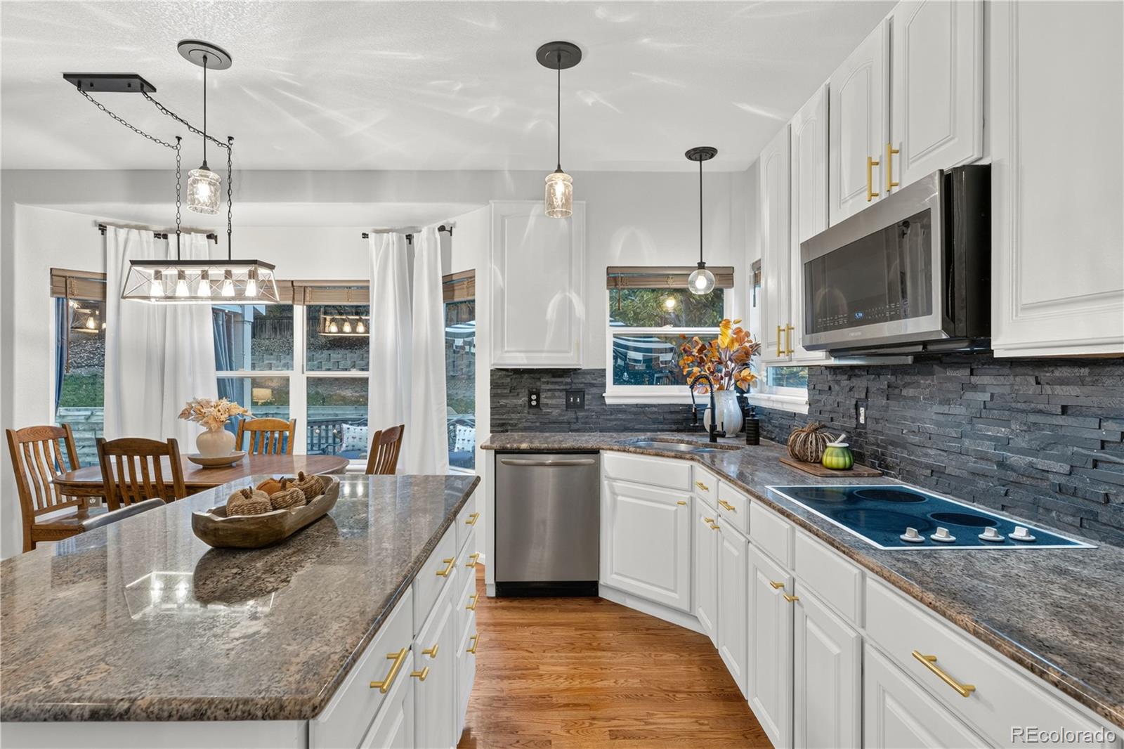 MLS Image #14 for 10330  lions path,littleton, Colorado