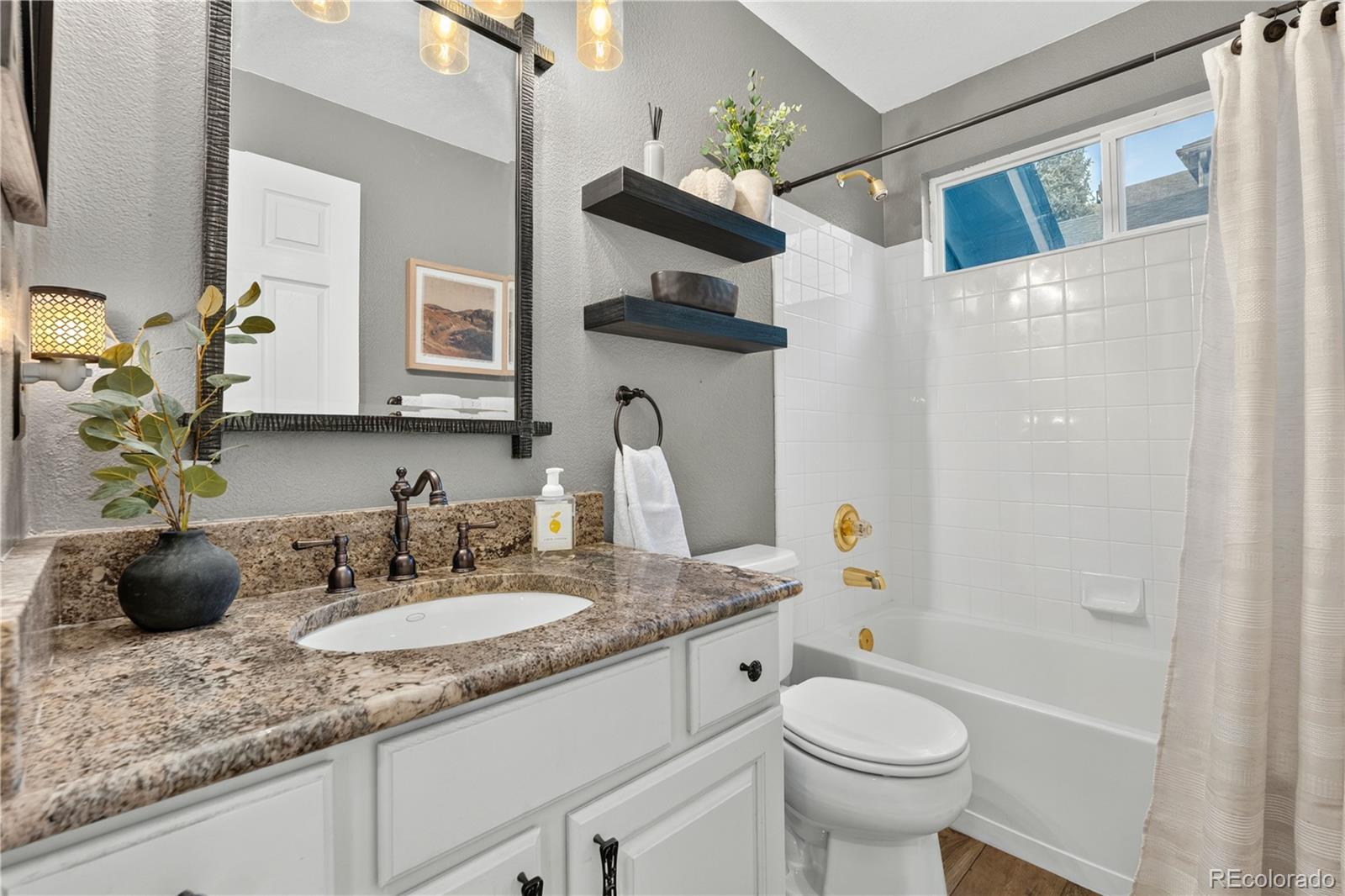 MLS Image #16 for 10330  lions path,littleton, Colorado
