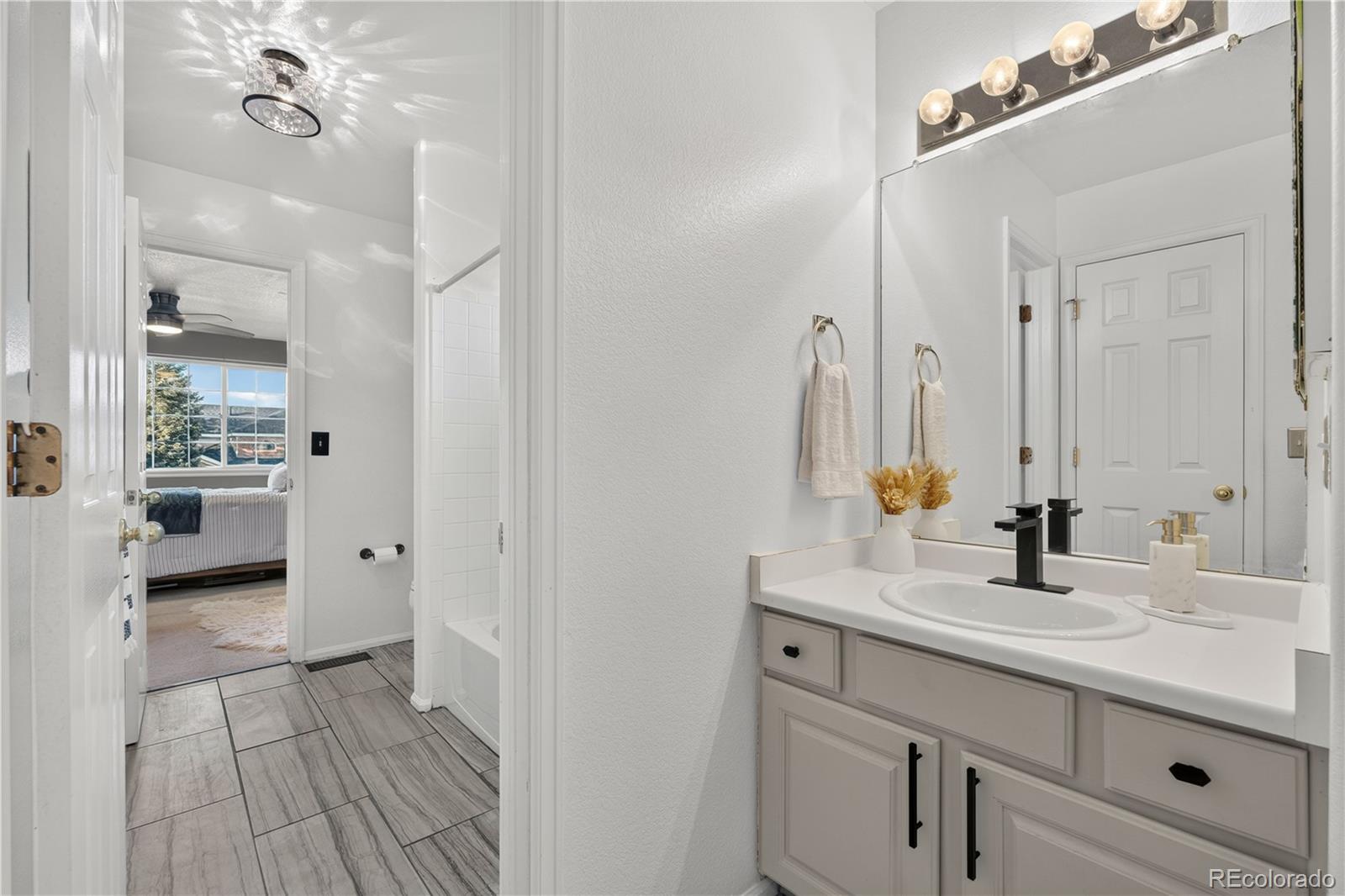 MLS Image #27 for 10330  lions path,littleton, Colorado