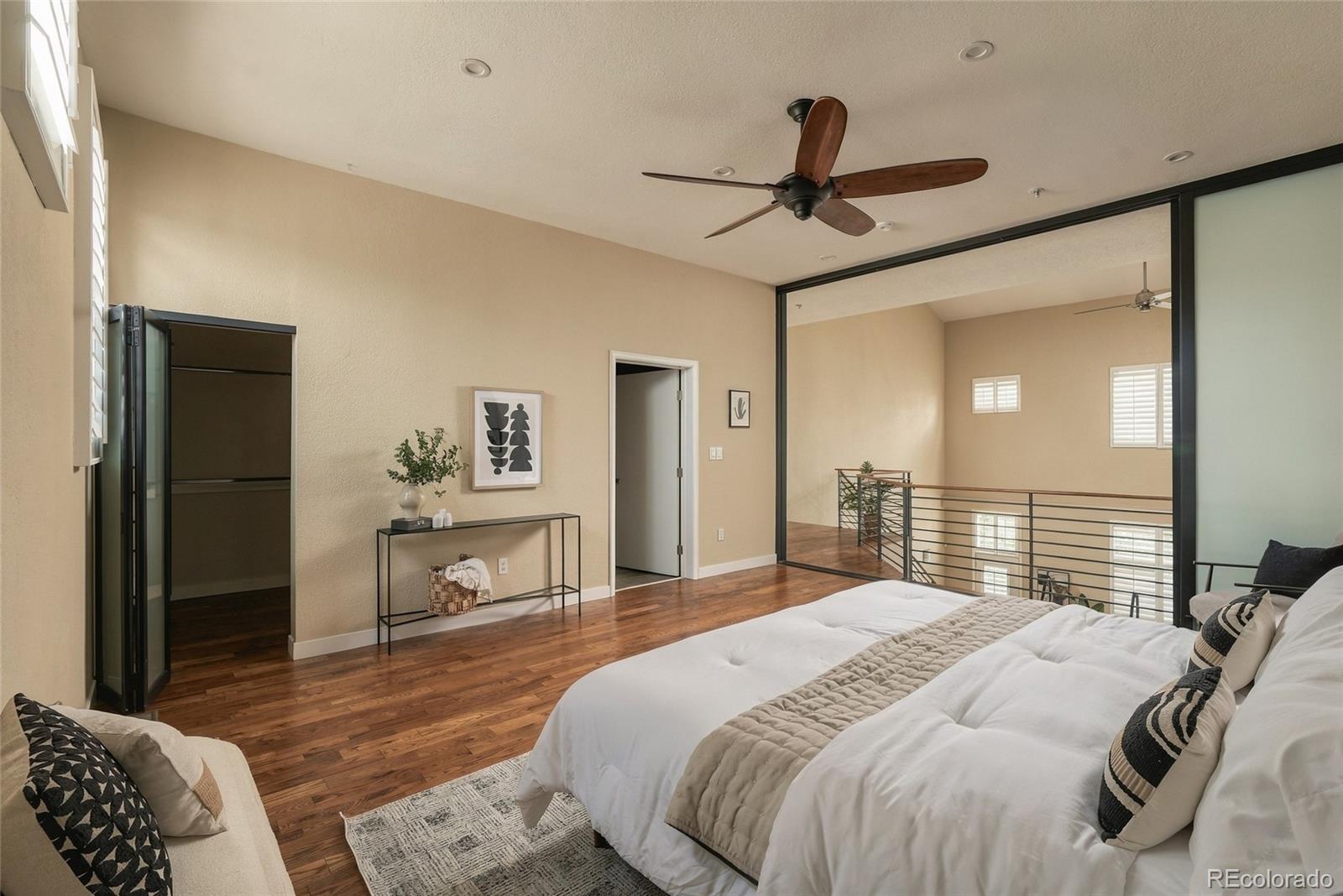 MLS Image #22 for 190  roslyn street,denver, Colorado
