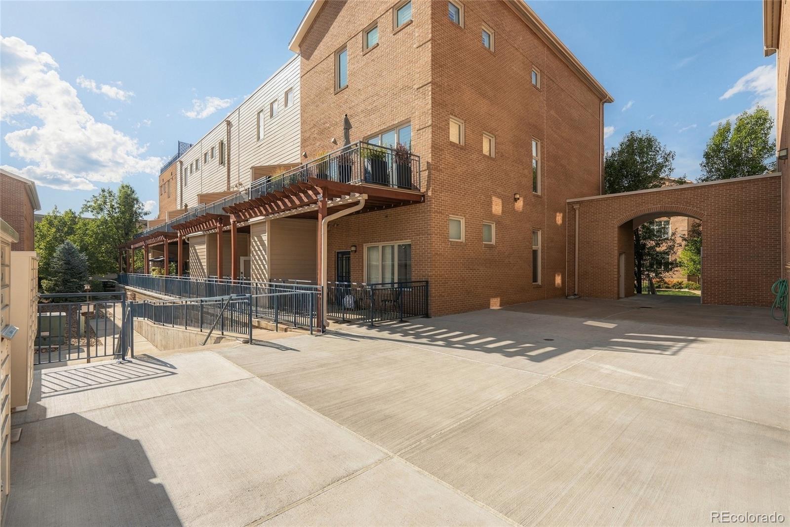 MLS Image #30 for 190  roslyn street 1308,denver, Colorado