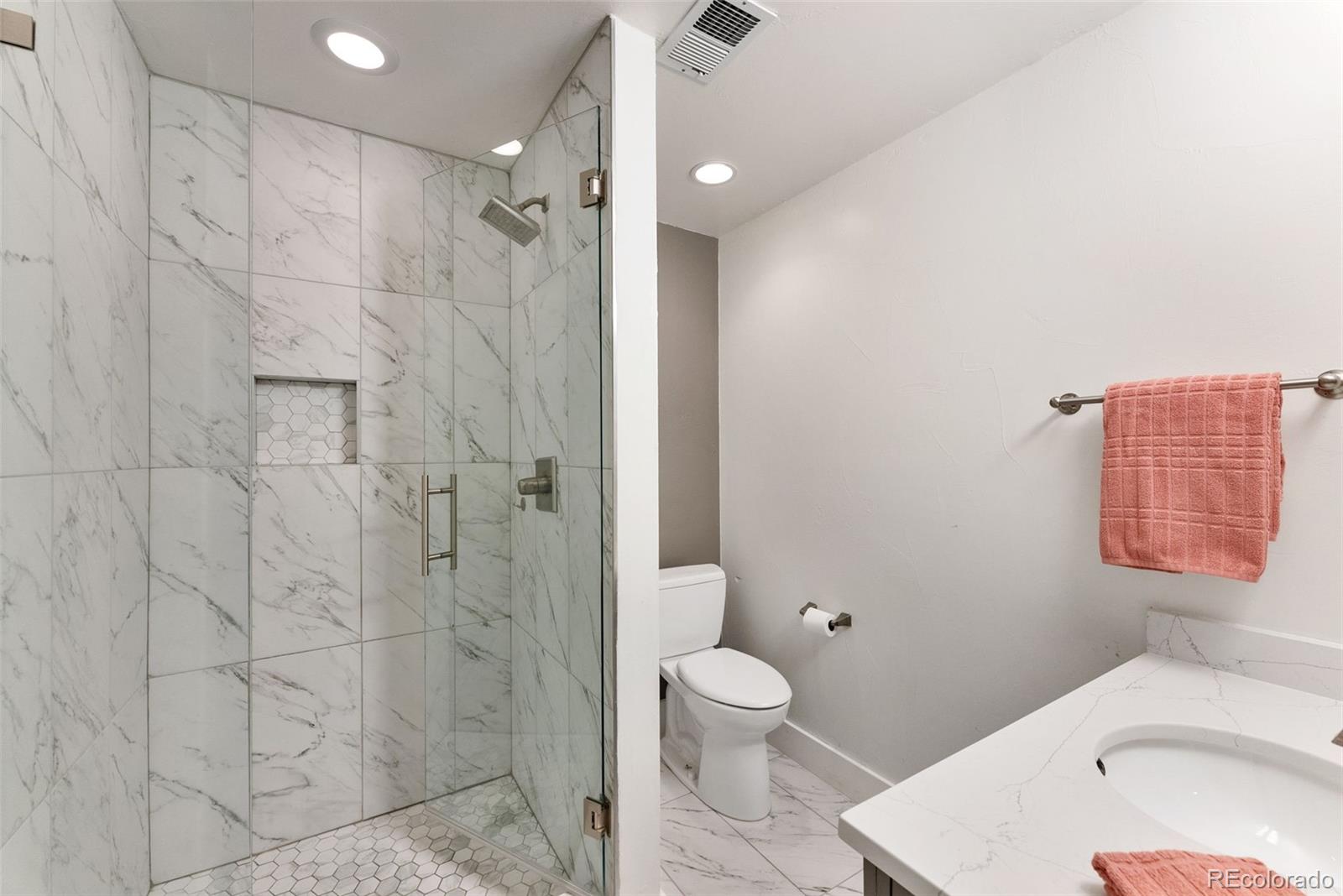 MLS Image #34 for 483  columbine street,denver, Colorado