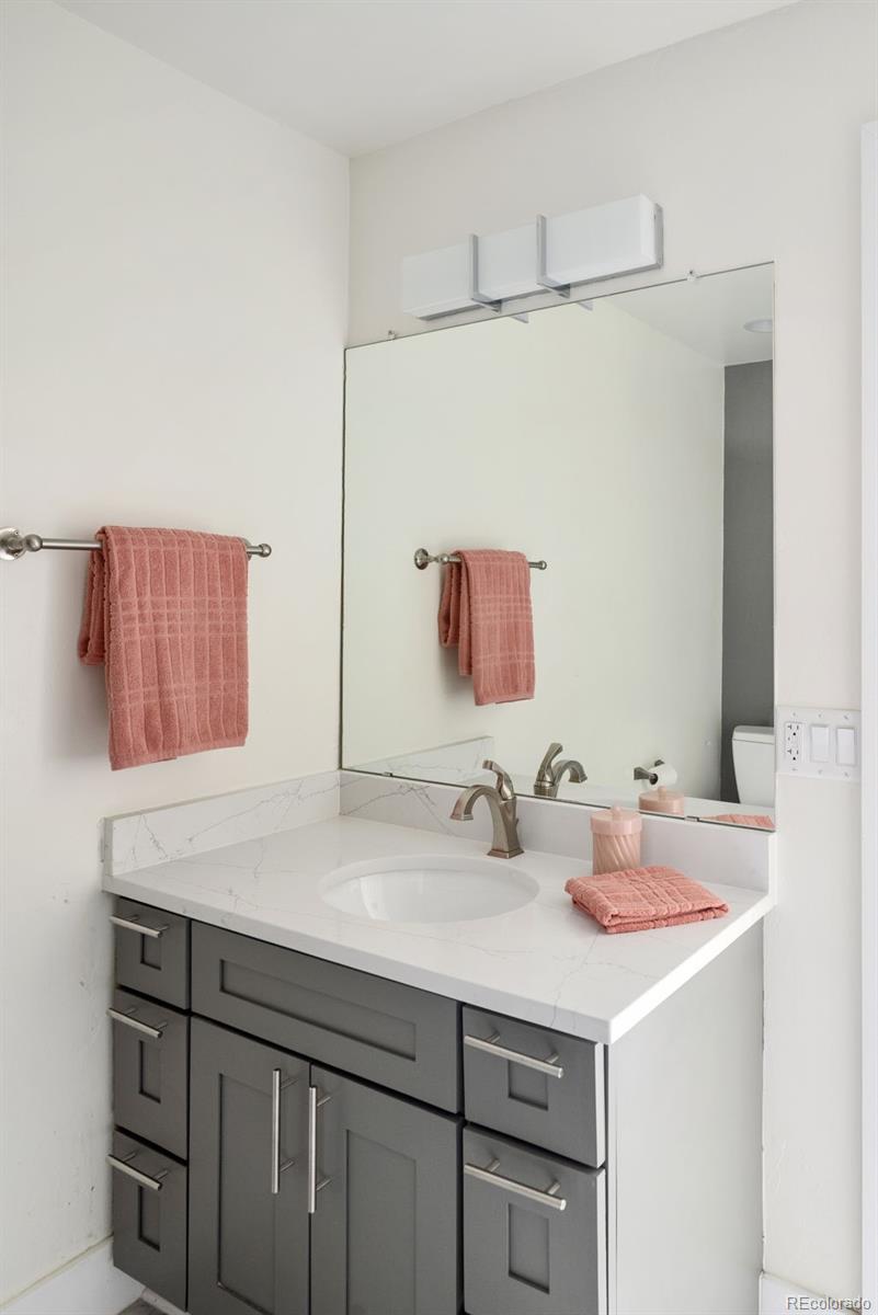 MLS Image #40 for 483  columbine street,denver, Colorado