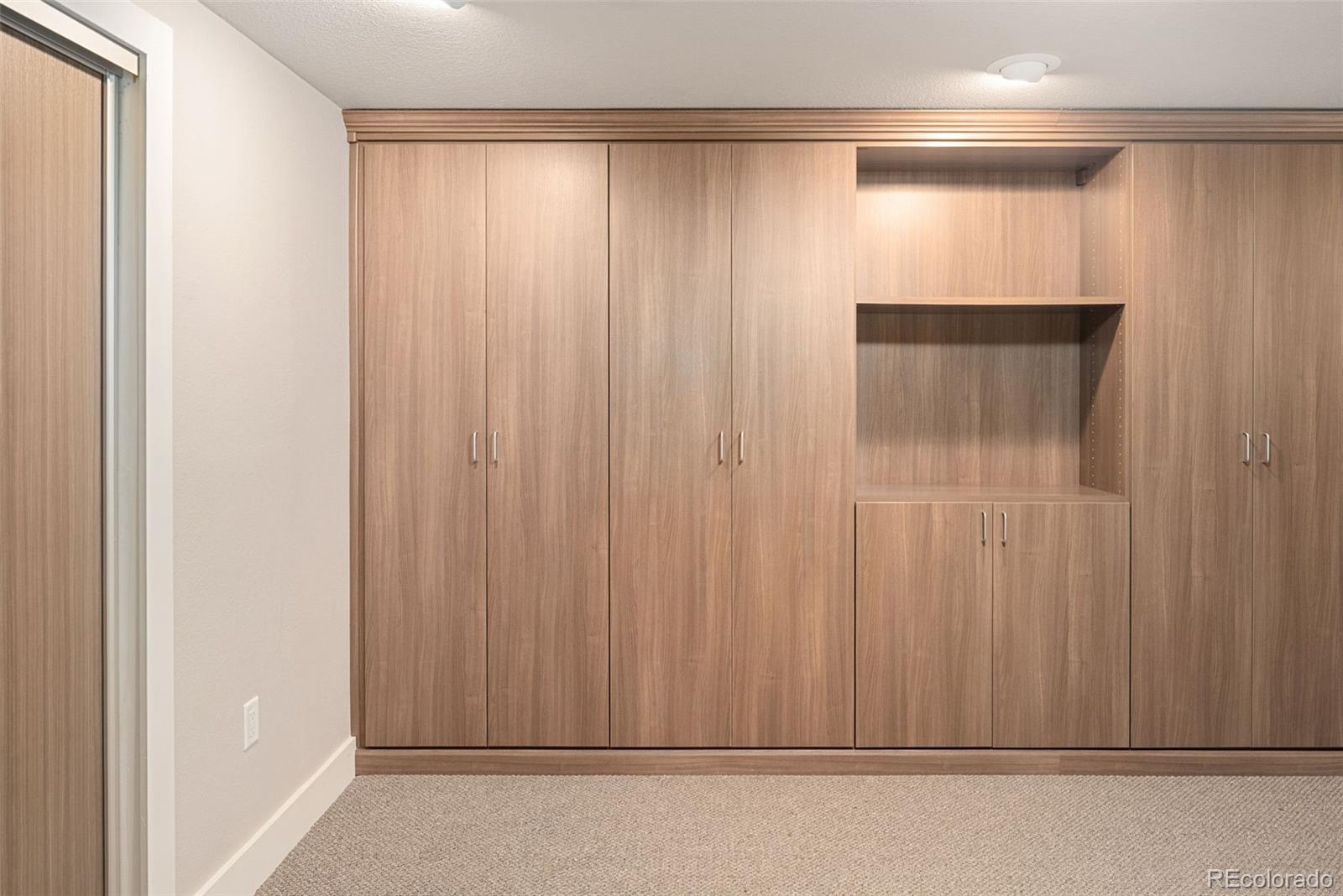 MLS Image #41 for 483  columbine street,denver, Colorado