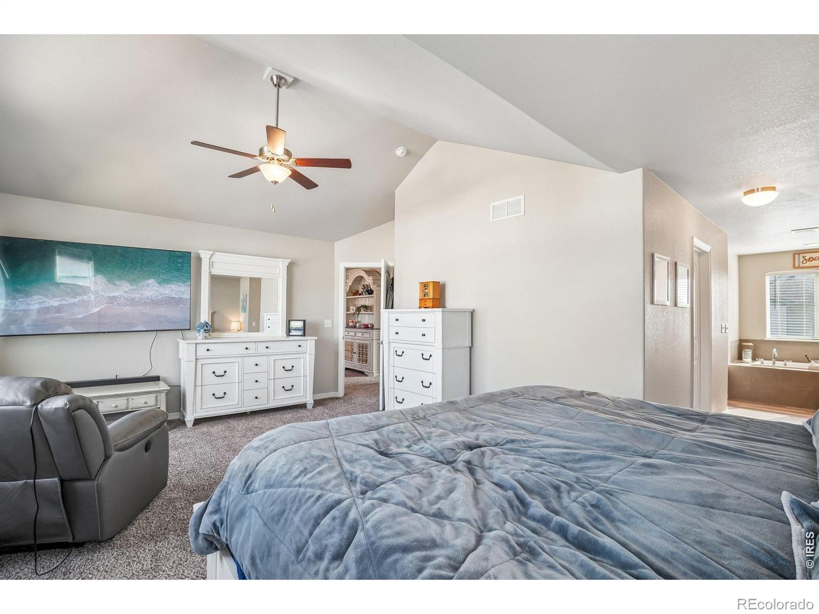 MLS Image #14 for 4988  priors drive,windsor, Colorado