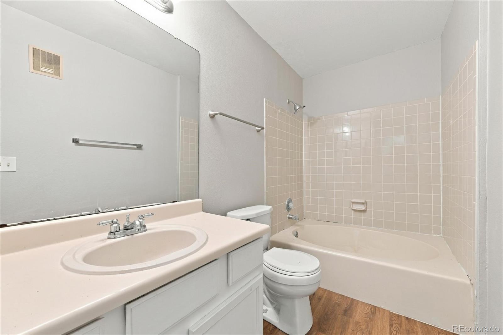 MLS Image #17 for 4460 s pitkin street,aurora, Colorado