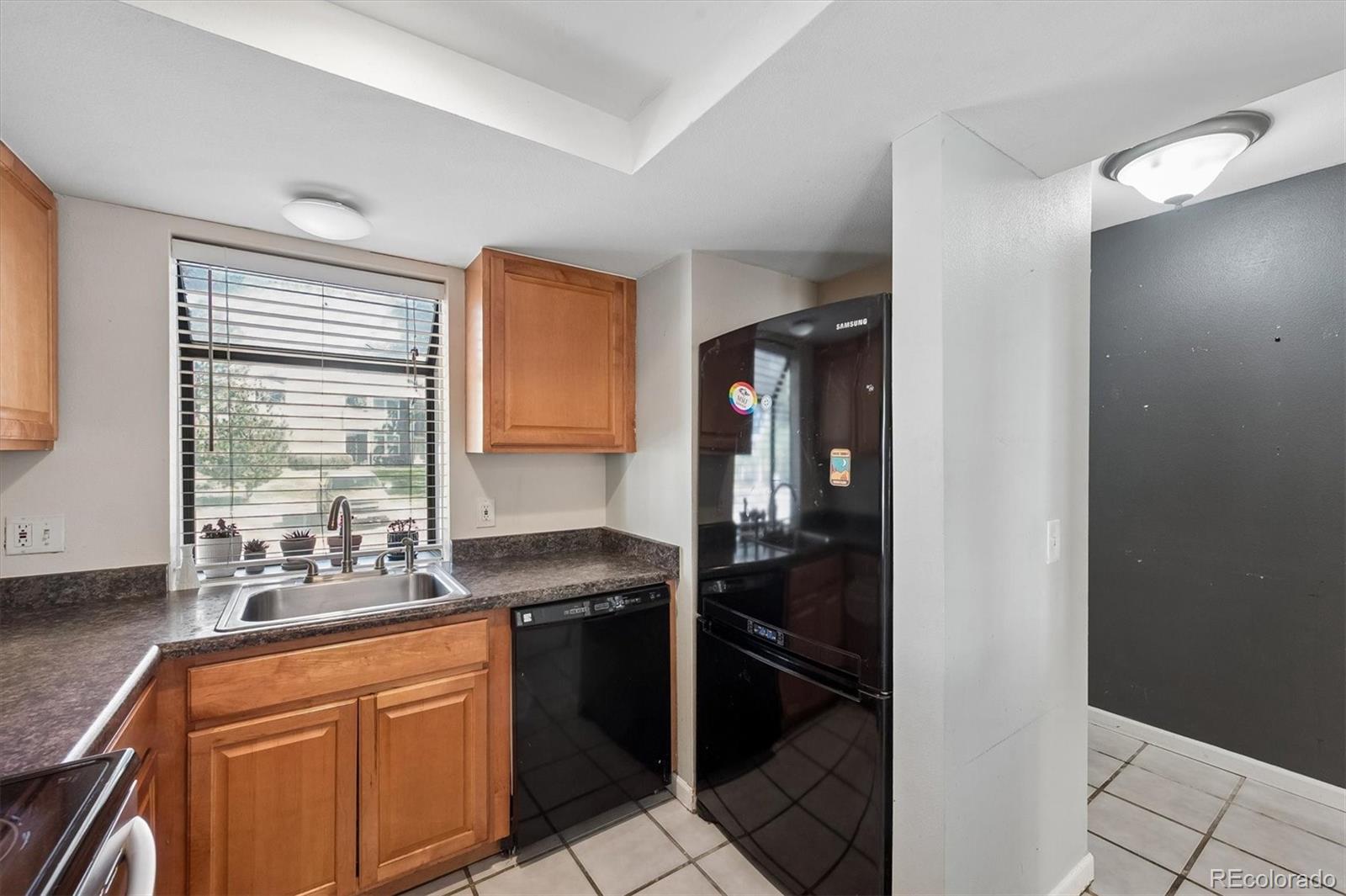 MLS Image #10 for 413 s kittredge street,aurora, Colorado