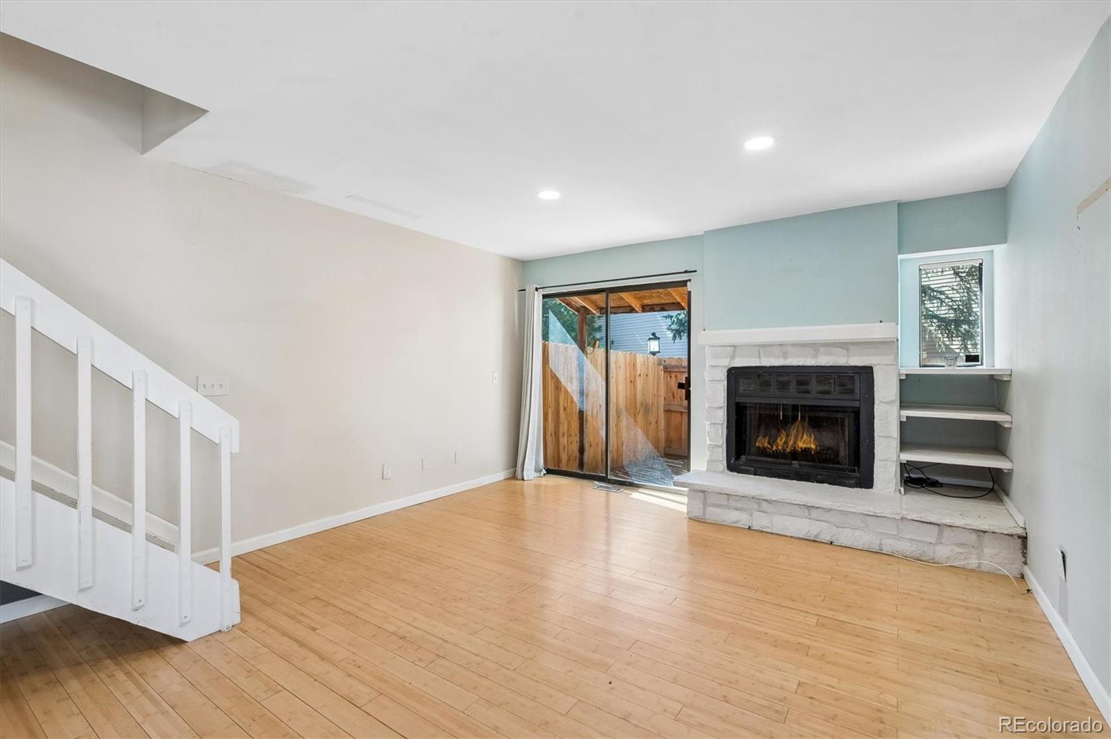 MLS Image #2 for 413 s kittredge street,aurora, Colorado