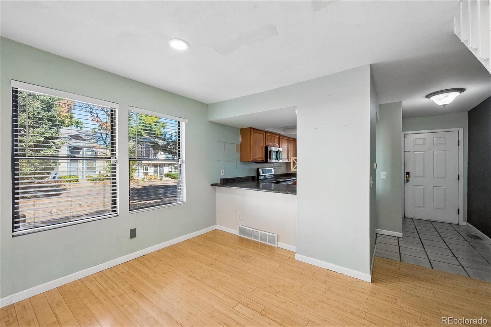 MLS Image #3 for 413 s kittredge street,aurora, Colorado