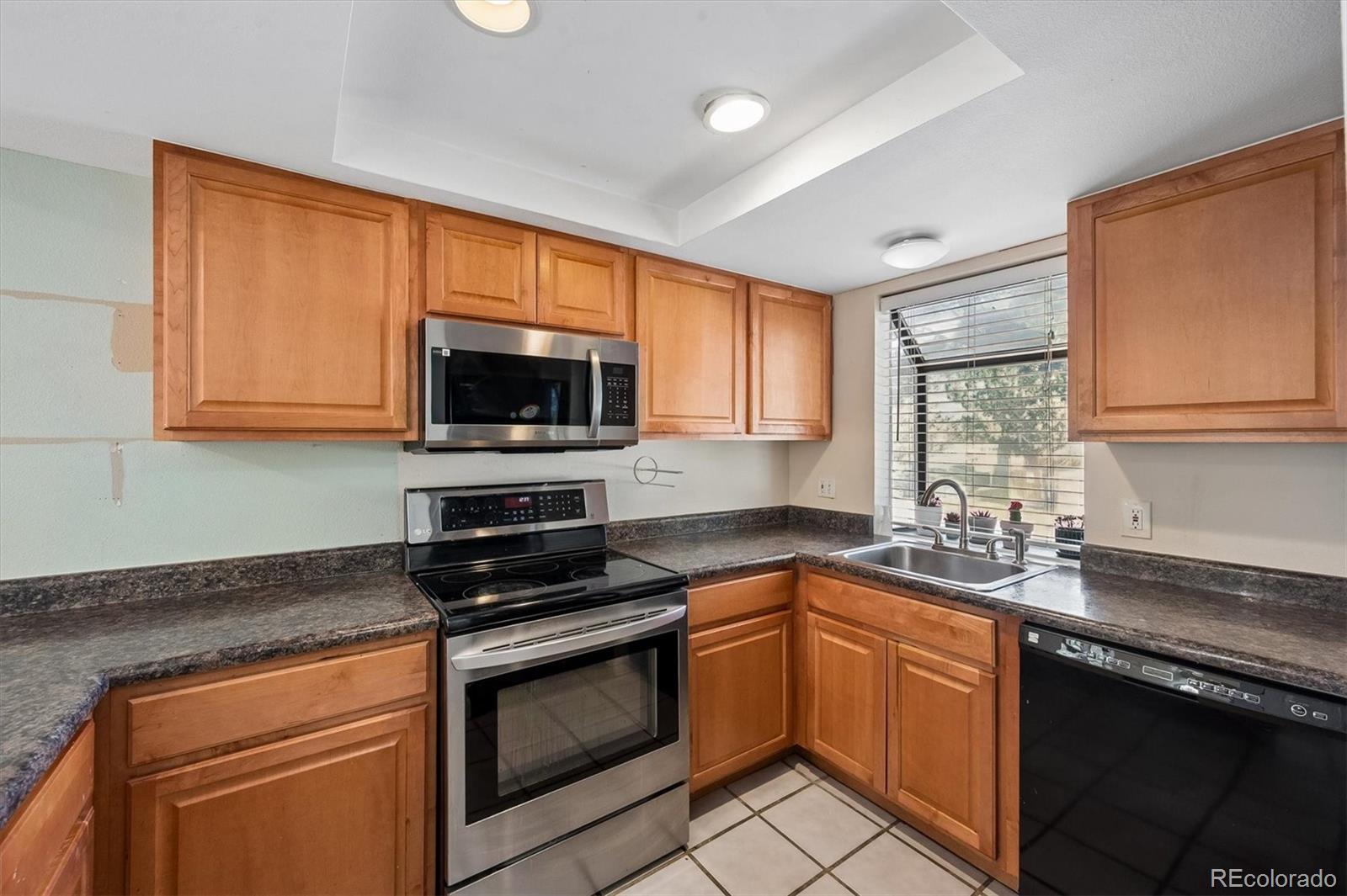 MLS Image #9 for 413 s kittredge street,aurora, Colorado