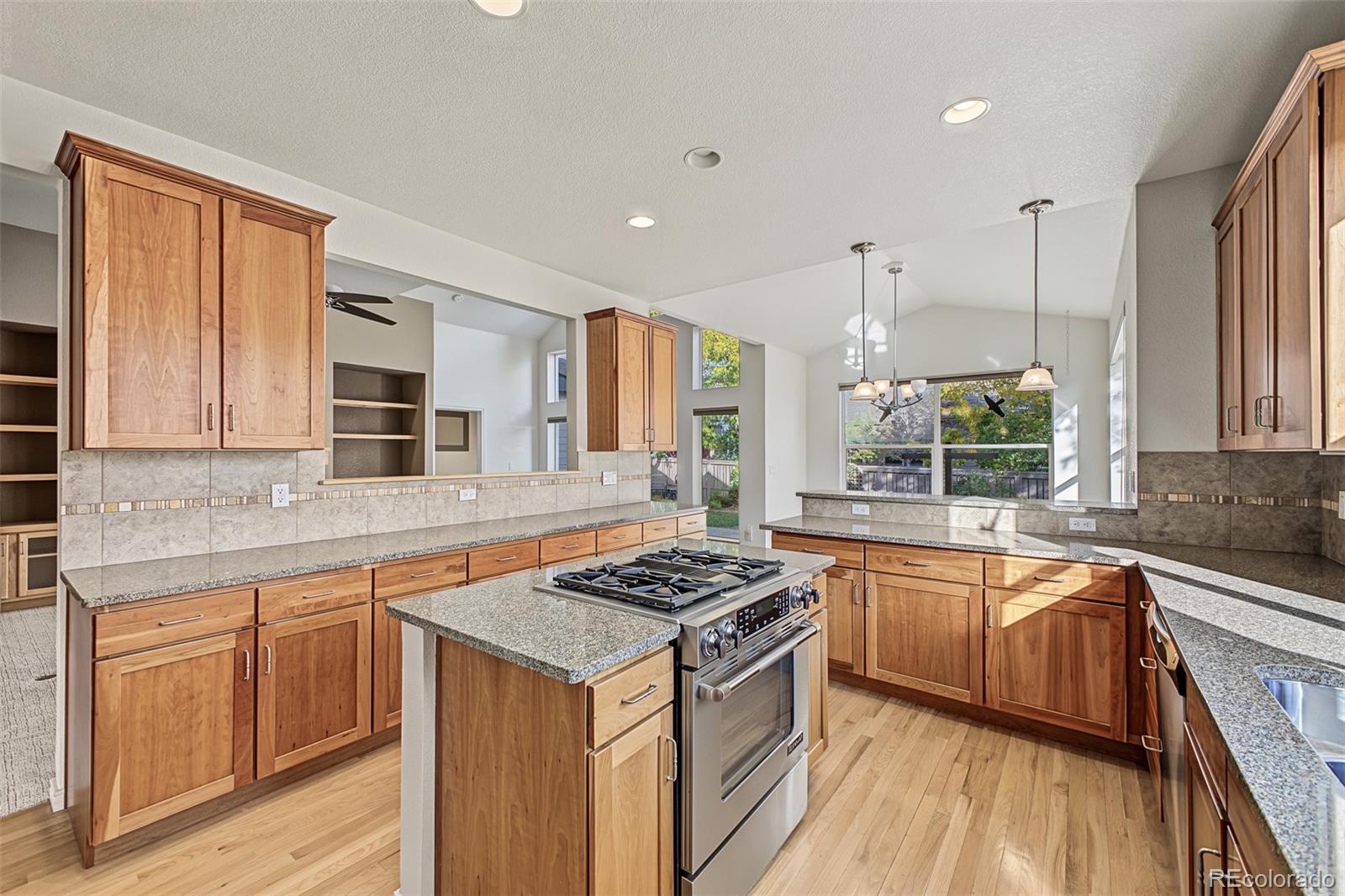 MLS Image #12 for 1524  henry court,longmont, Colorado