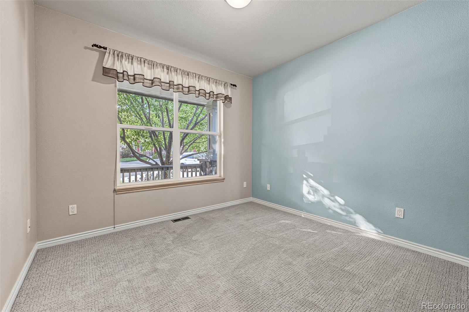 MLS Image #18 for 1524  henry court,longmont, Colorado