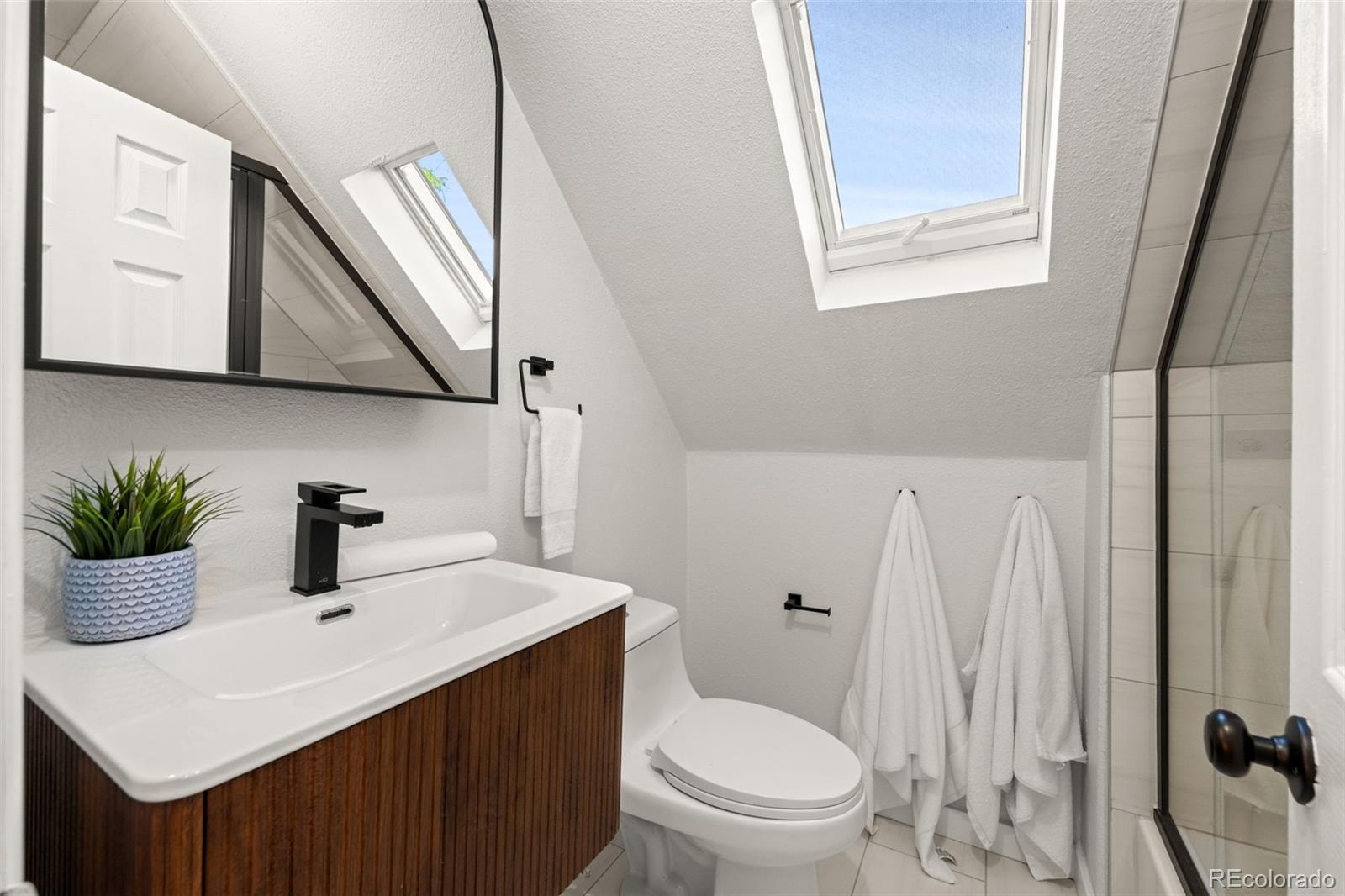 MLS Image #25 for 2336 n high street,denver, Colorado