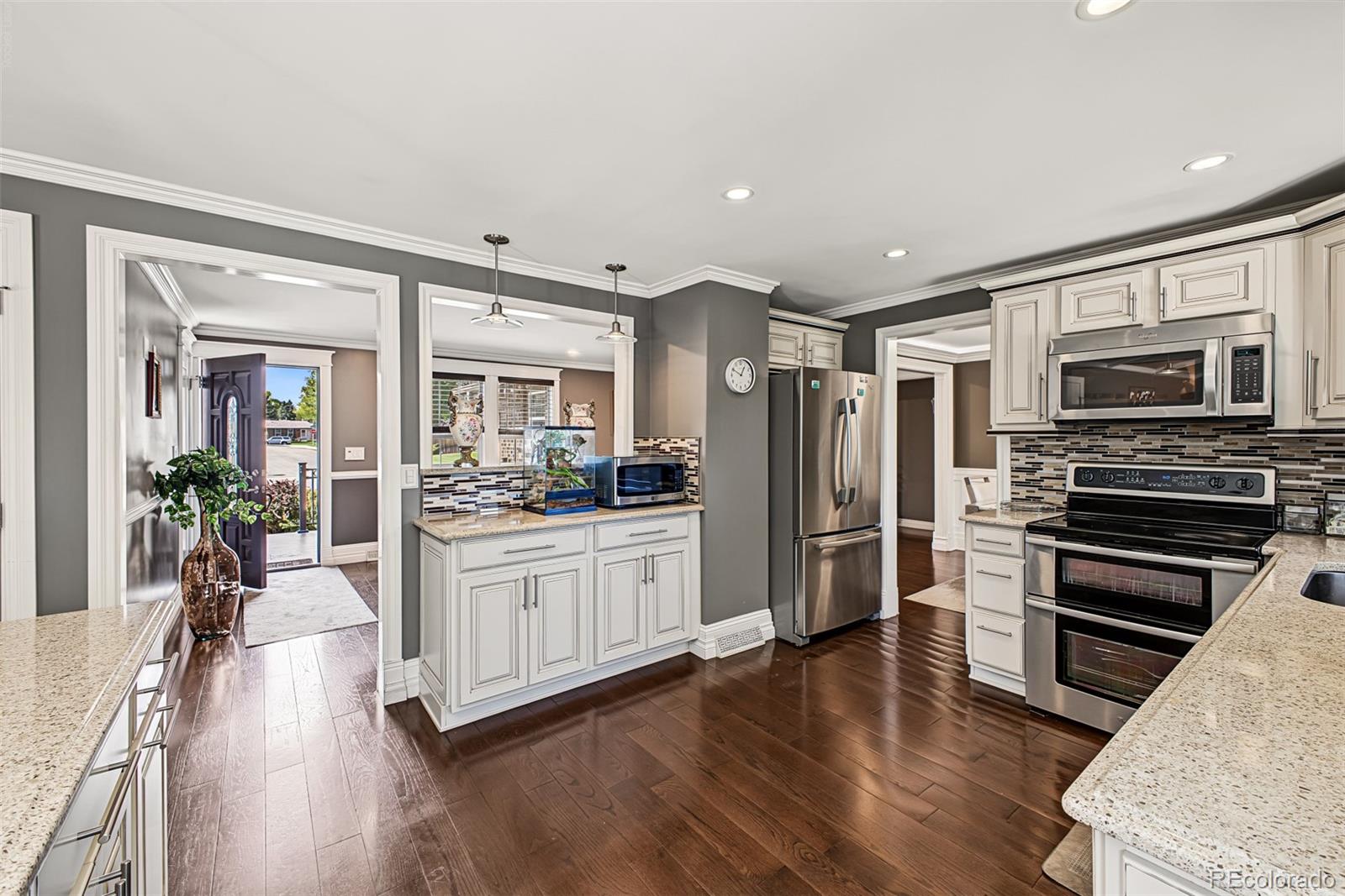 MLS Image #18 for 3132 s boston court,denver, Colorado