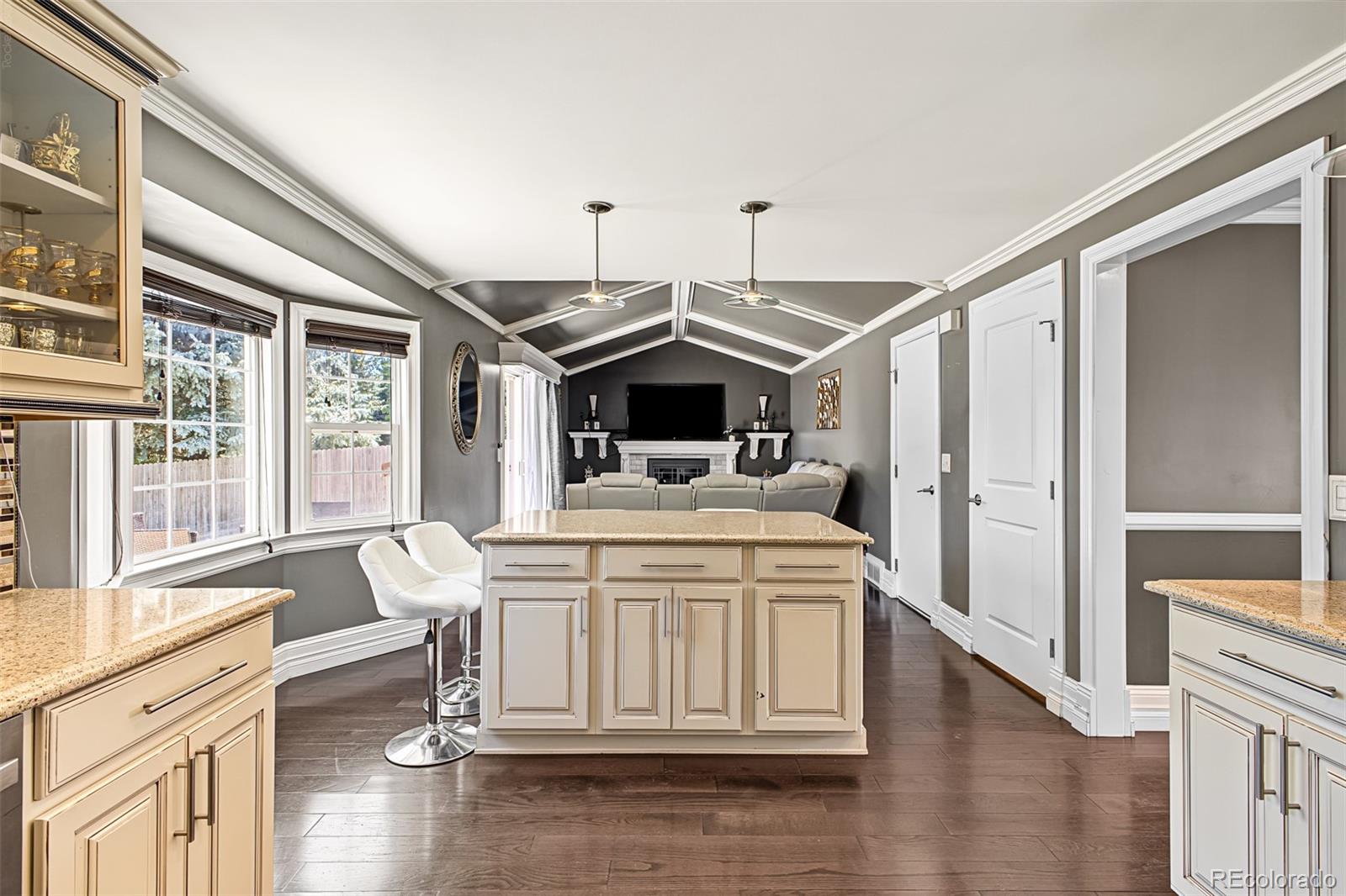 MLS Image #19 for 3132 s boston court,denver, Colorado