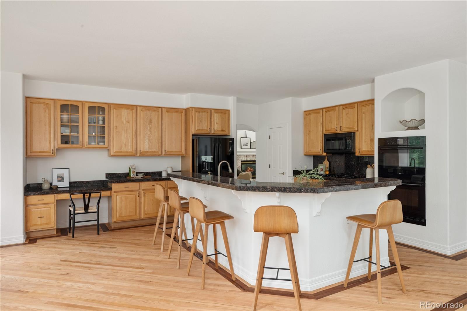 MLS Image #10 for 10797 s monaco street,littleton, Colorado