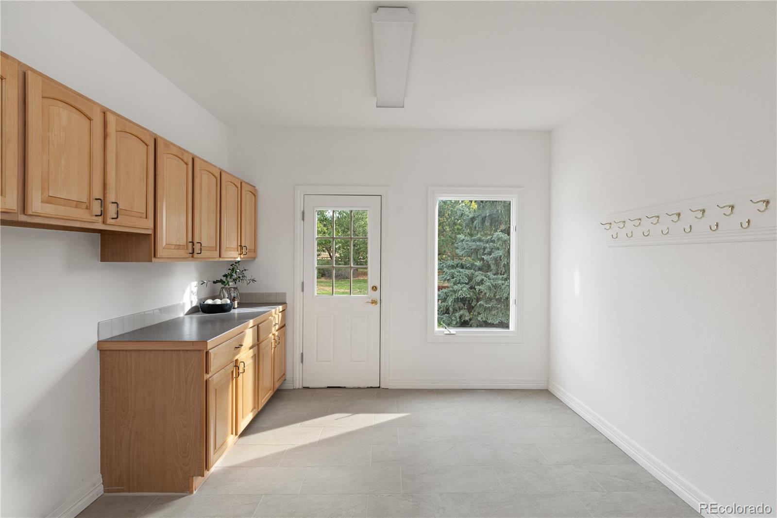 MLS Image #25 for 10797 s monaco street,littleton, Colorado