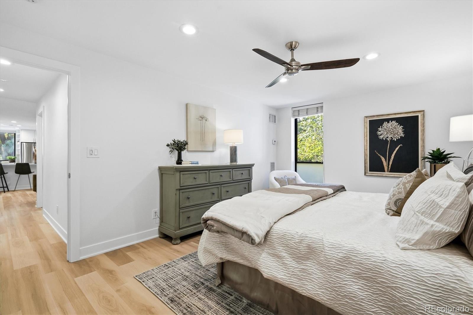 MLS Image #13 for 480 s marion parkway 104,denver, Colorado