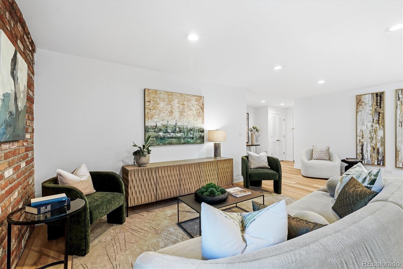 MLS Image #4 for 480 s marion parkway 104,denver, Colorado