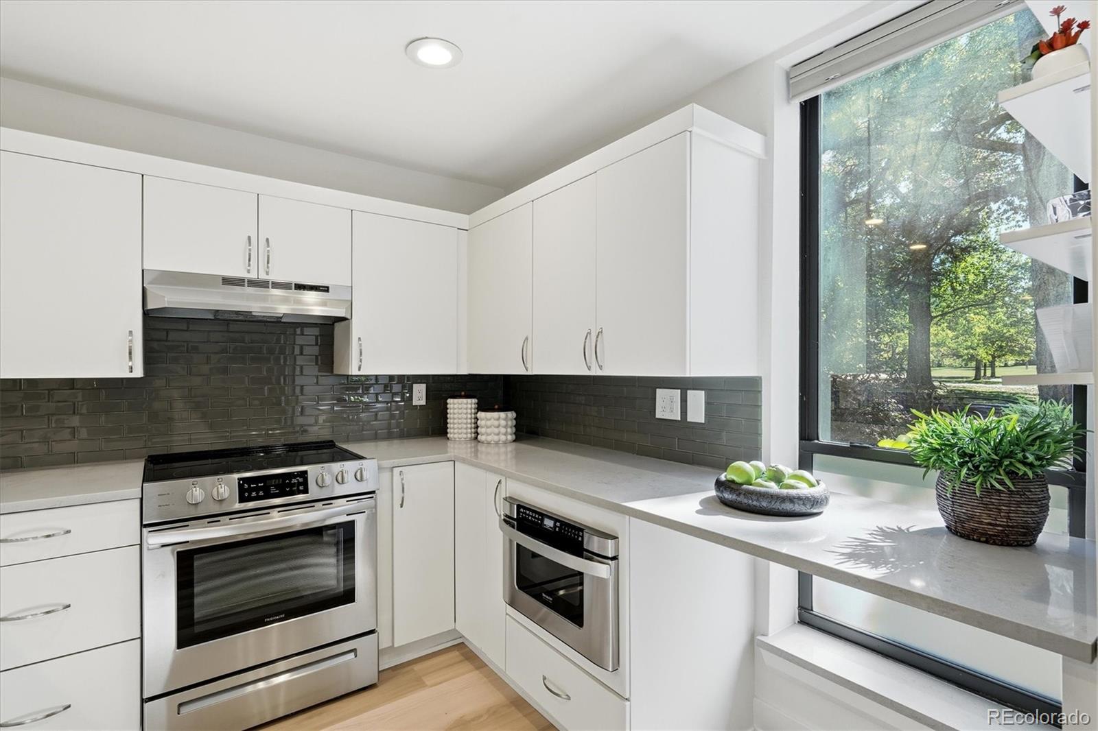 MLS Image #9 for 480 s marion parkway 104,denver, Colorado
