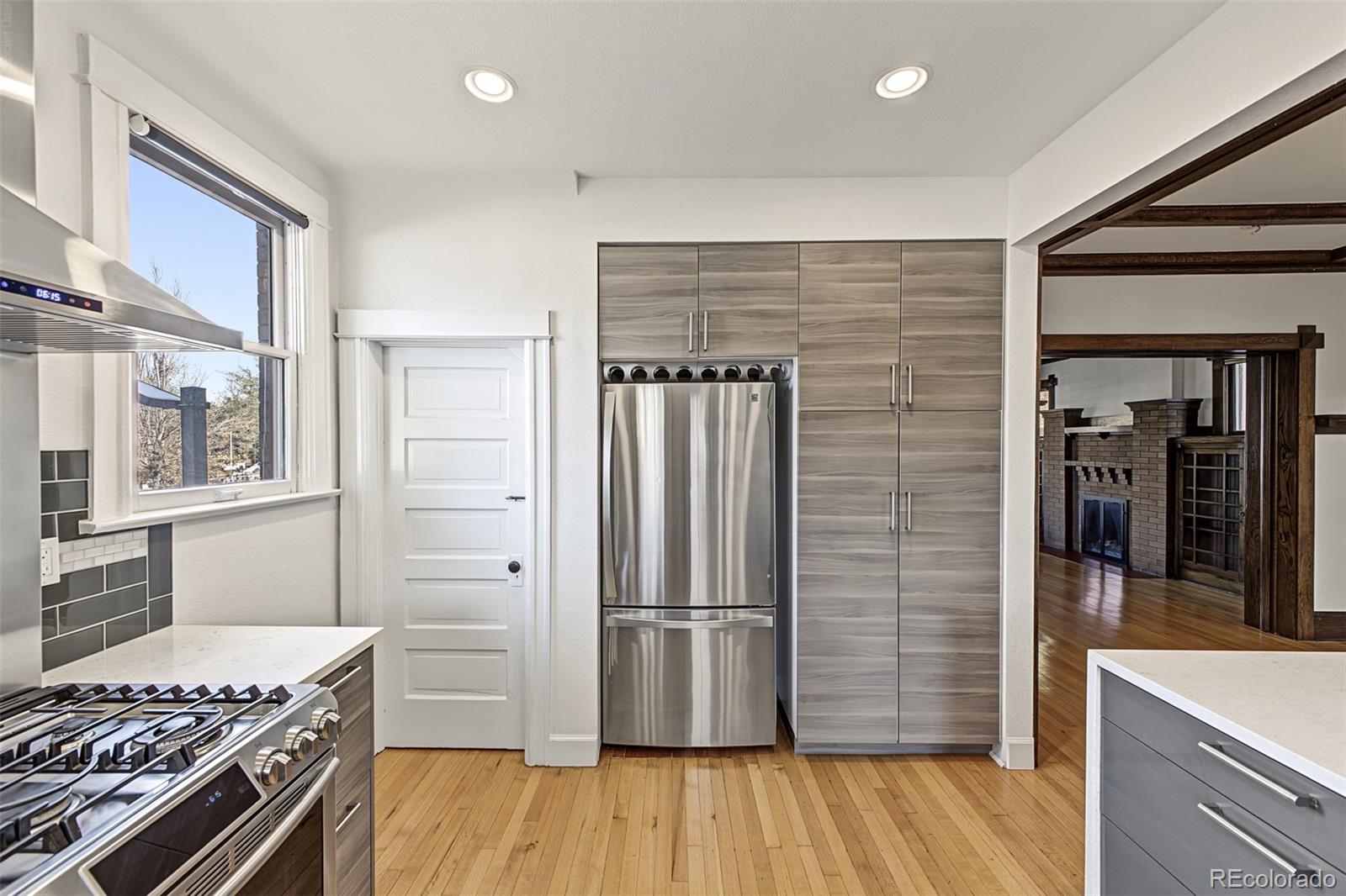 MLS Image #10 for 1475  cook street,denver, Colorado