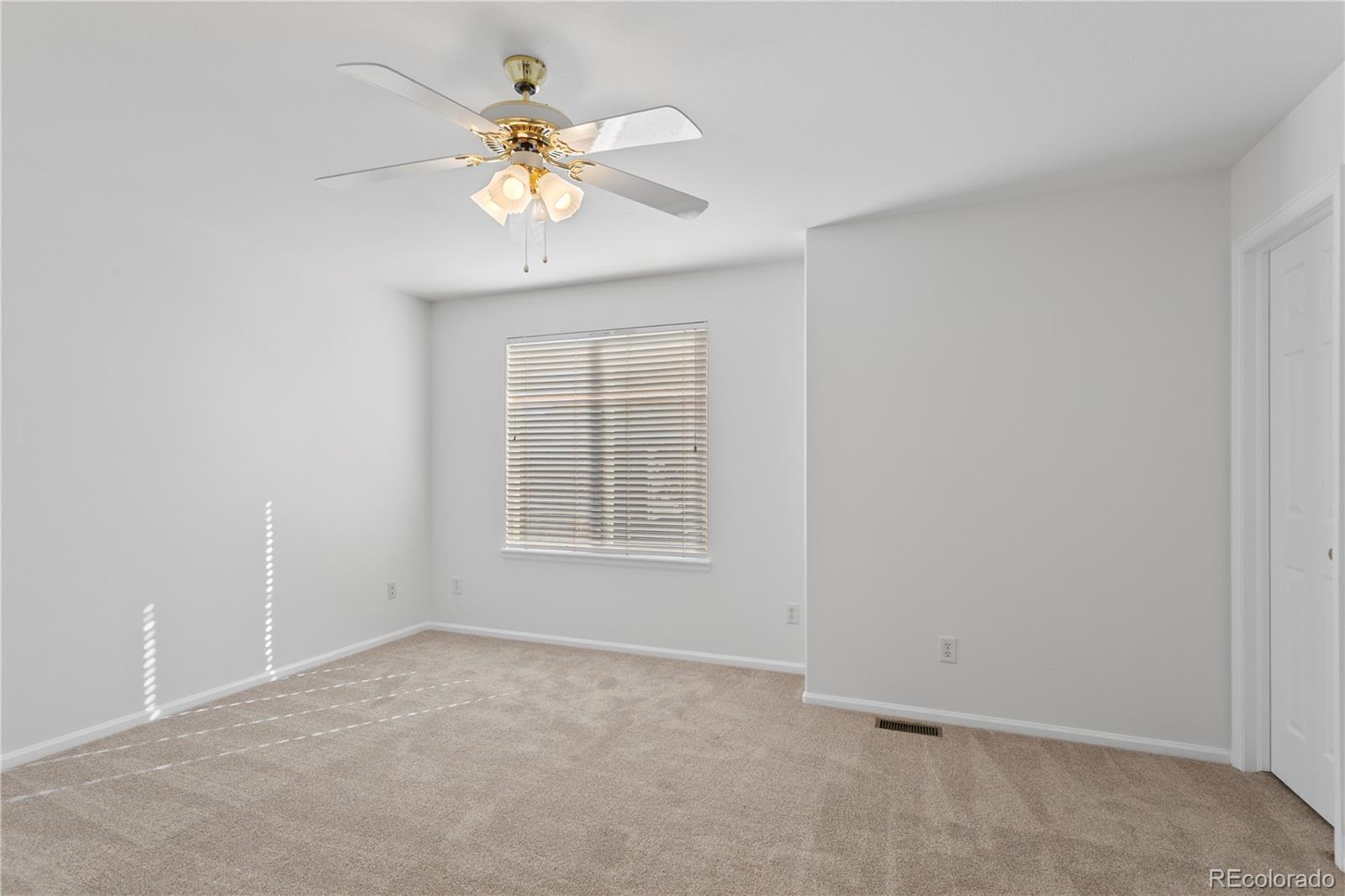 MLS Image #18 for 5508 s valdai street,aurora, Colorado
