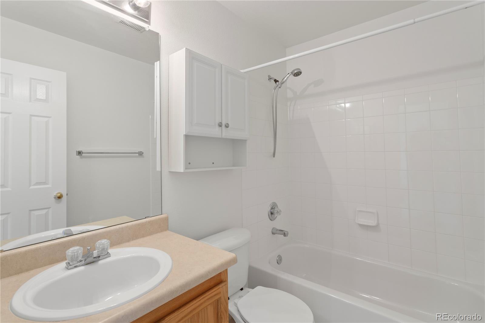 MLS Image #27 for 5508 s valdai street,aurora, Colorado