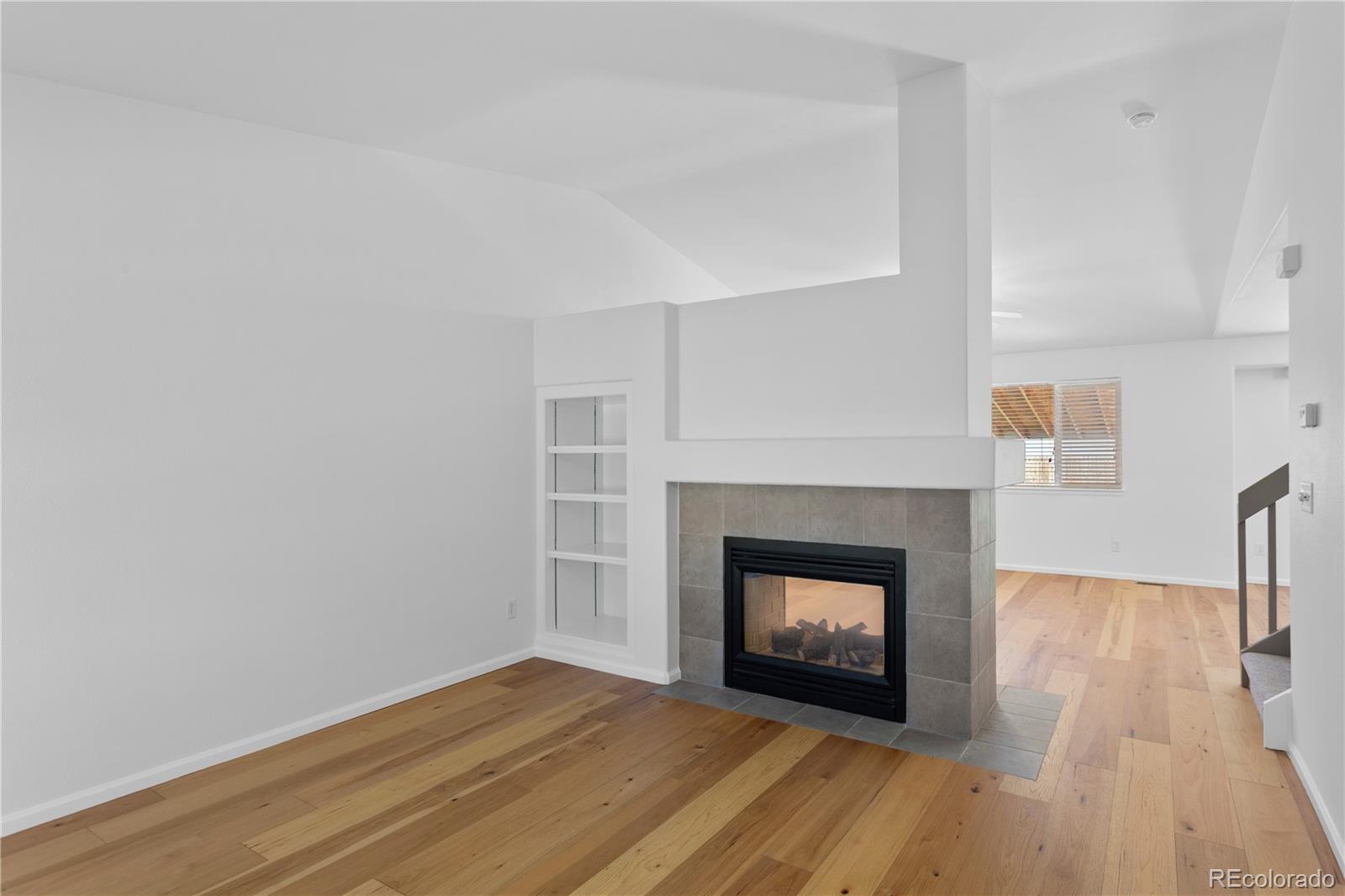 MLS Image #3 for 5508 s valdai street,aurora, Colorado
