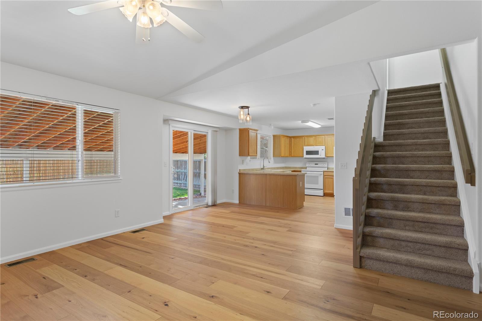 MLS Image #8 for 5508 s valdai street,aurora, Colorado