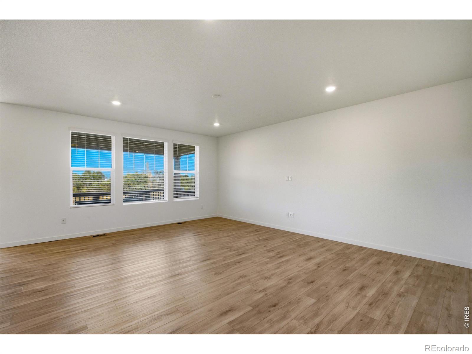 MLS Image #24 for 457  cameron street,johnstown, Colorado