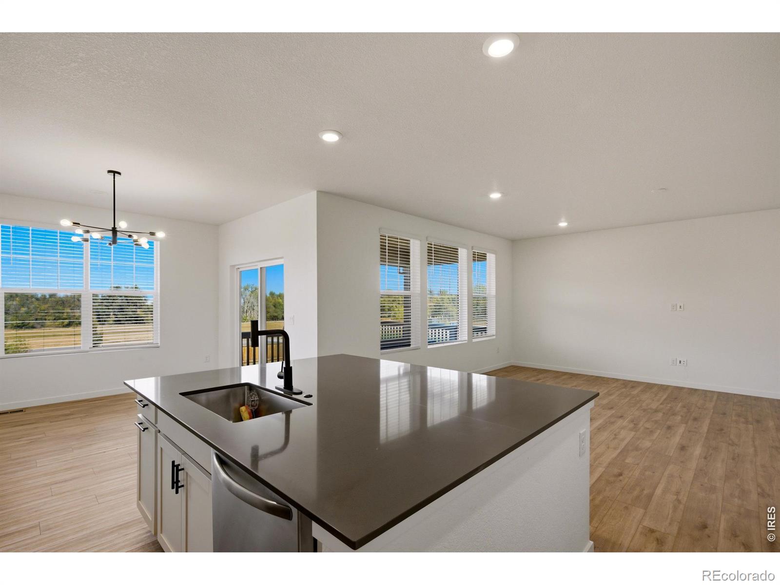 MLS Image #9 for 457  cameron street,johnstown, Colorado