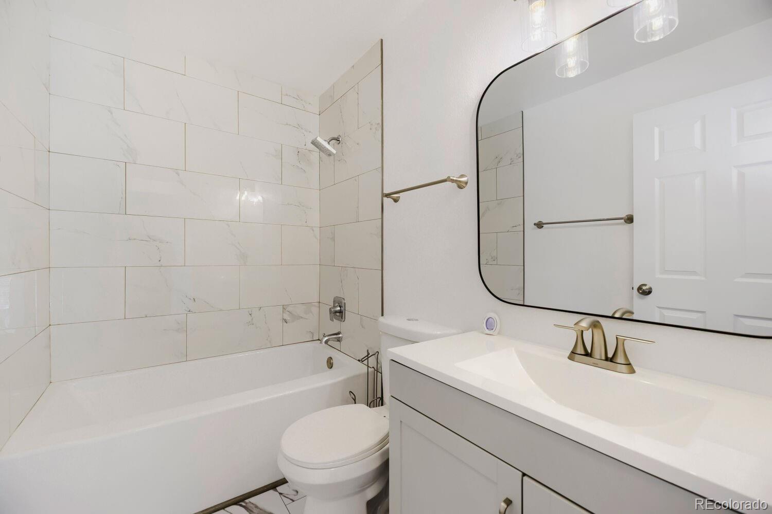 MLS Image #14 for 19437 e purdue circle,aurora, Colorado