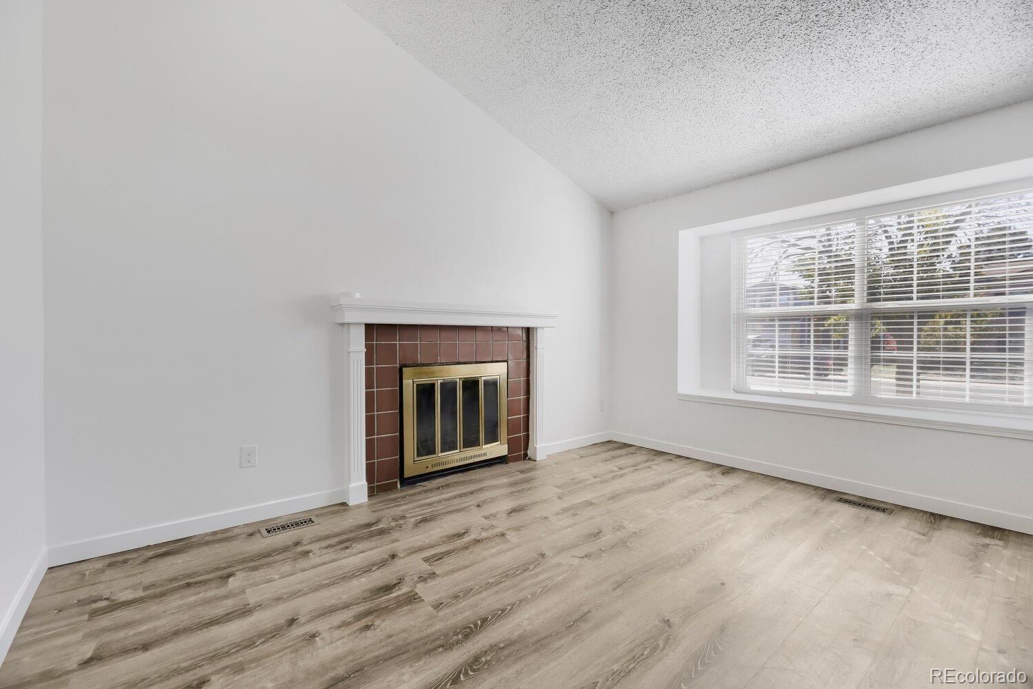 MLS Image #3 for 19437 e purdue circle,aurora, Colorado