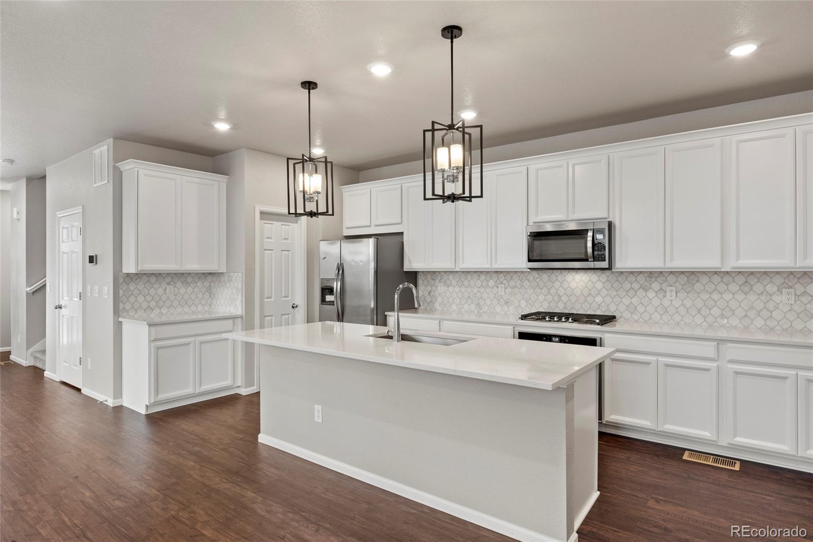 MLS Image #9 for 7144  finsberry way,castle pines, Colorado