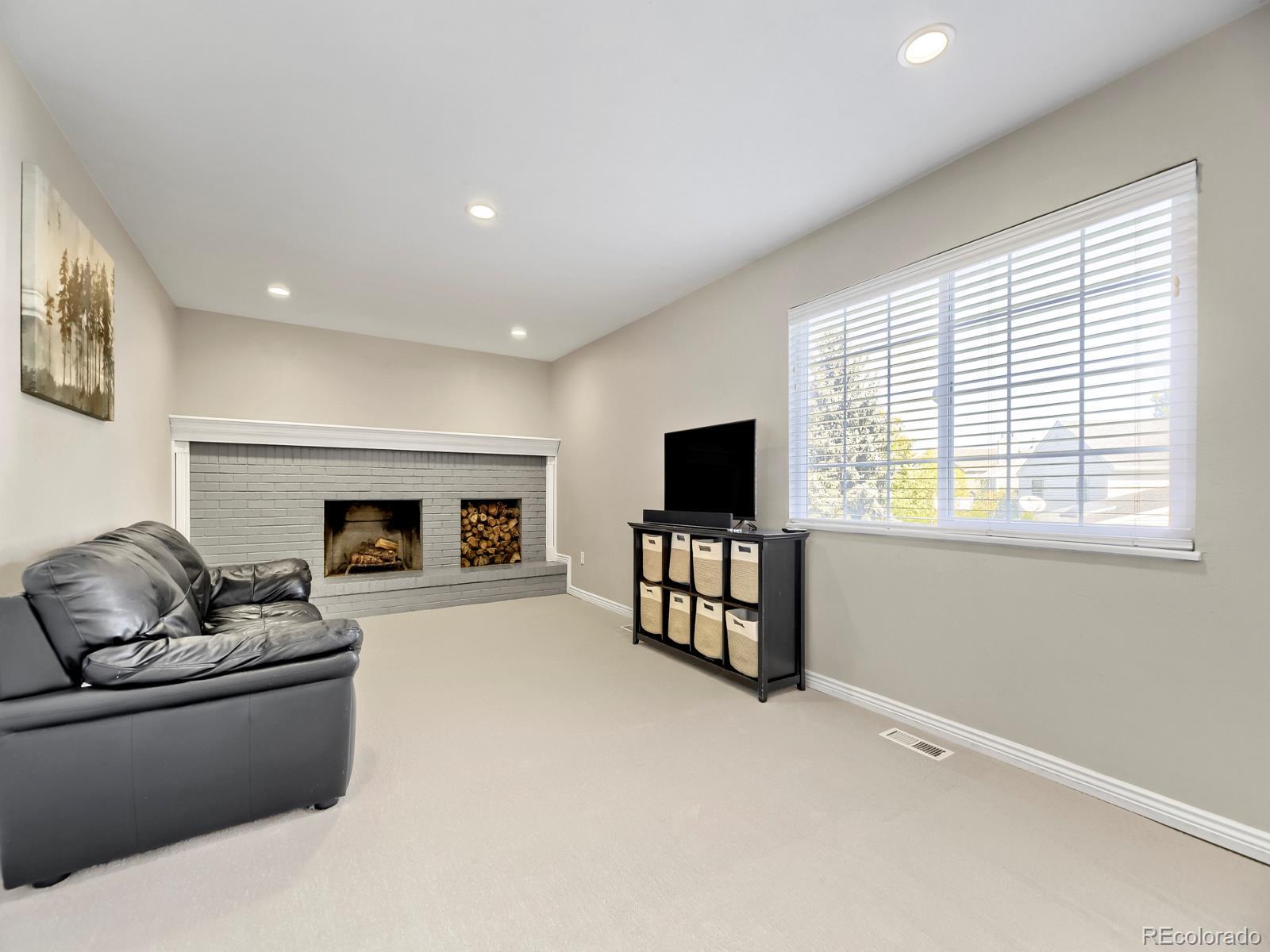 MLS Image #11 for 5263 e briarwood circle,centennial, Colorado