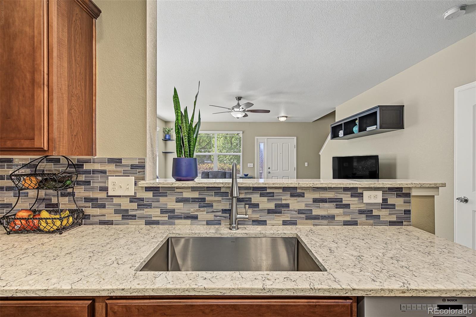 MLS Image #11 for 430 n langdale way,aurora, Colorado