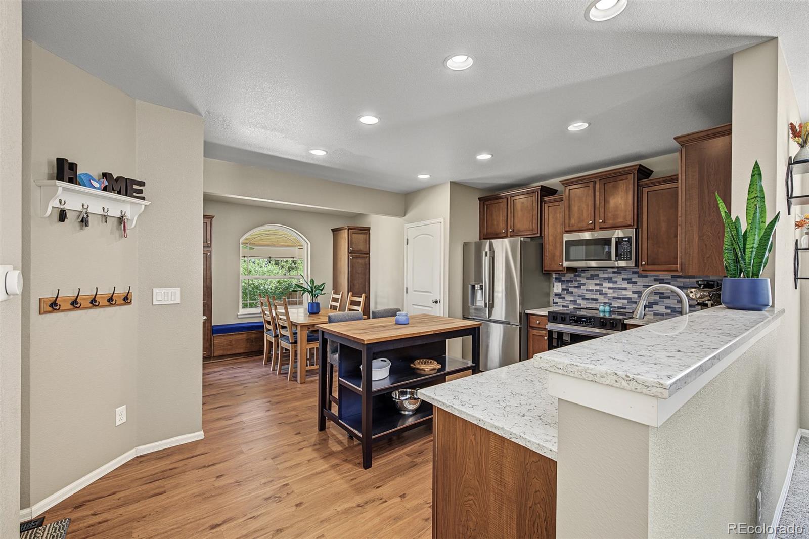 MLS Image #5 for 430 n langdale way,aurora, Colorado