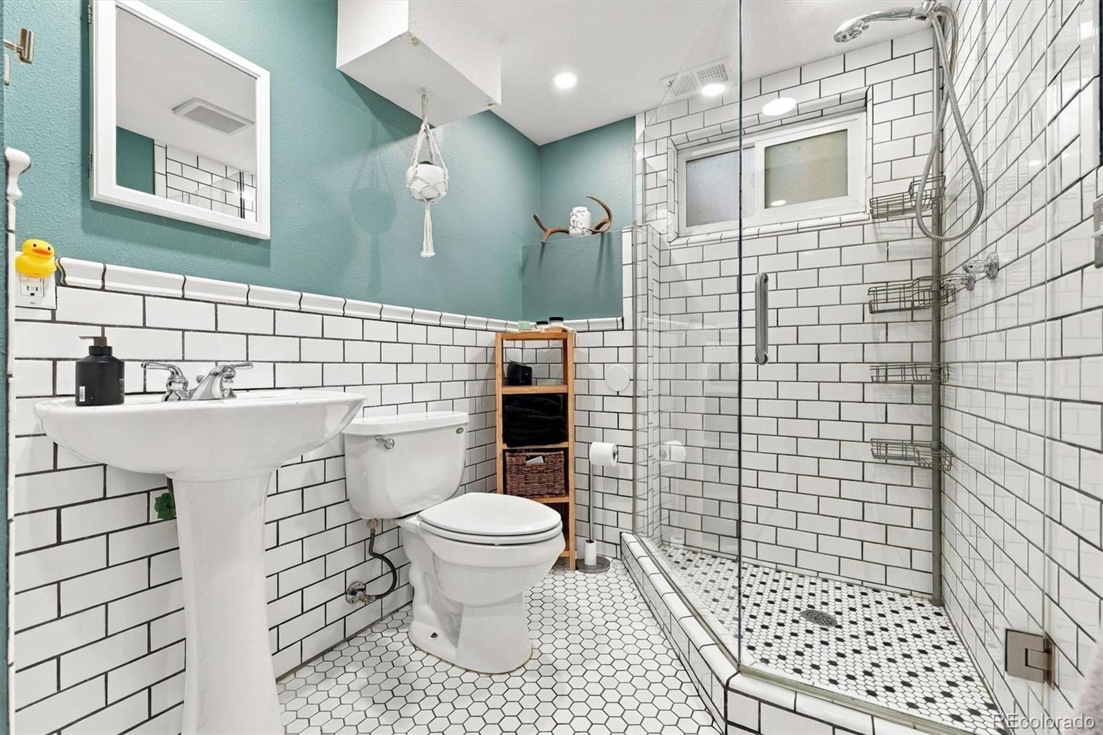 MLS Image #26 for 8000 w 24th place,lakewood, Colorado